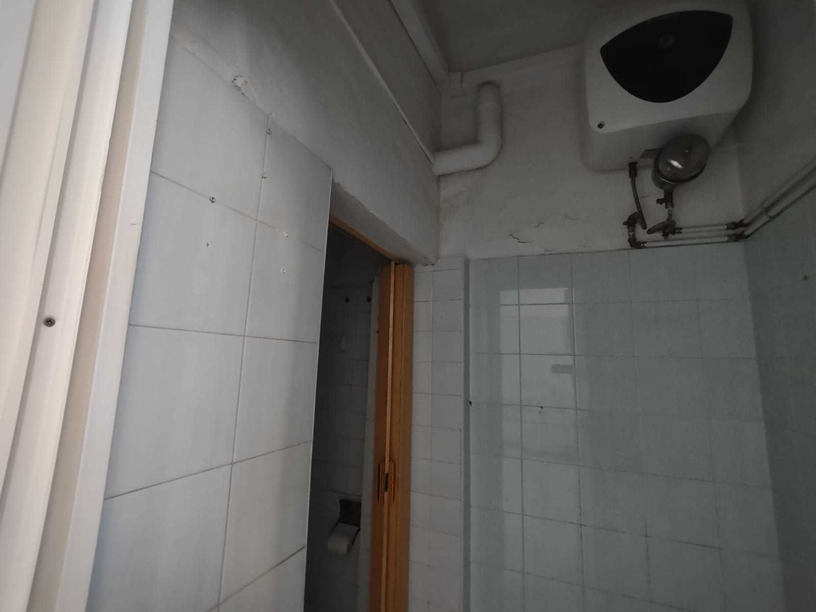 Immagine 5 di Locale commerciale in affitto  in Mura Occidentali 16 a Jesi