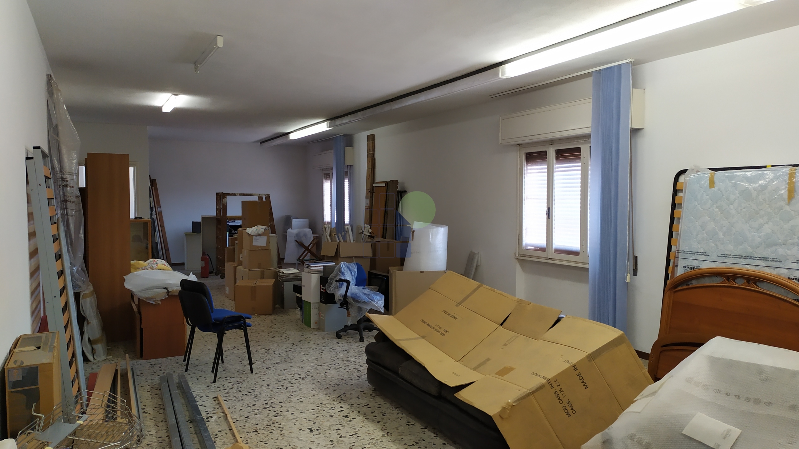 Immagine 5 di Attività artigianale in vendita  in Via Francesco Pera 1 a Livorno