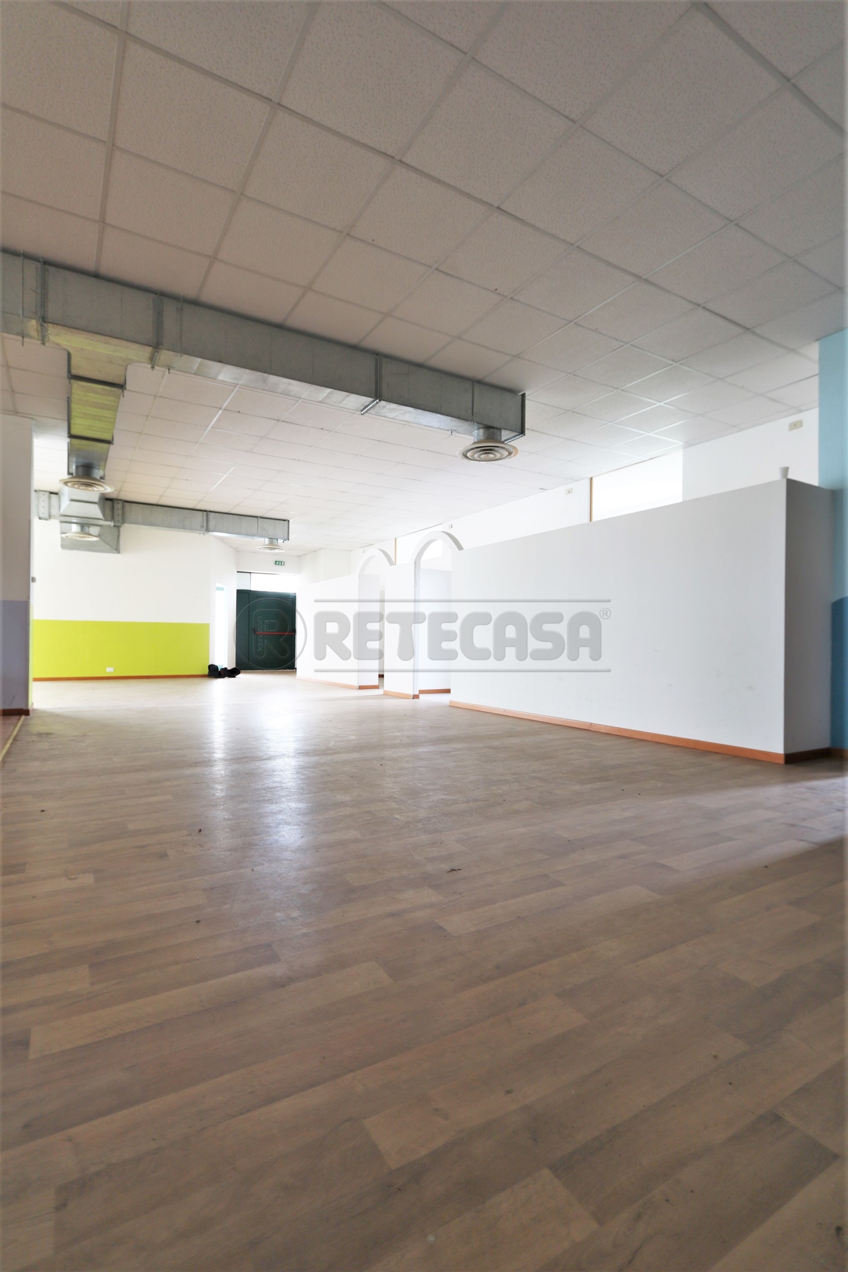 Immagine 12 di Locale commerciale in affitto  in Via Settimo a Montegalda