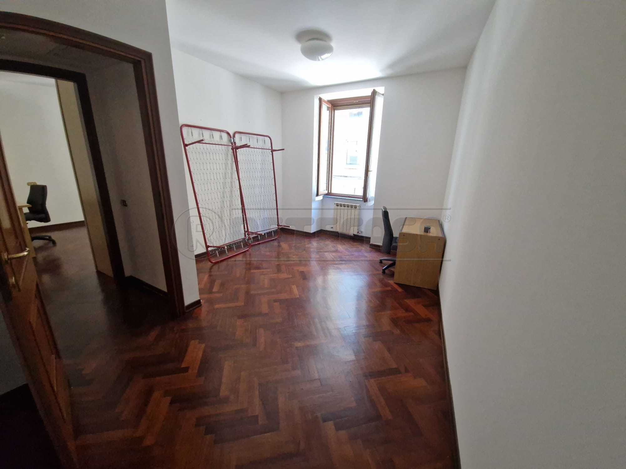 Immagine 14 di Trilocale in vendita  in Via Bernardino Ricca a Cremona