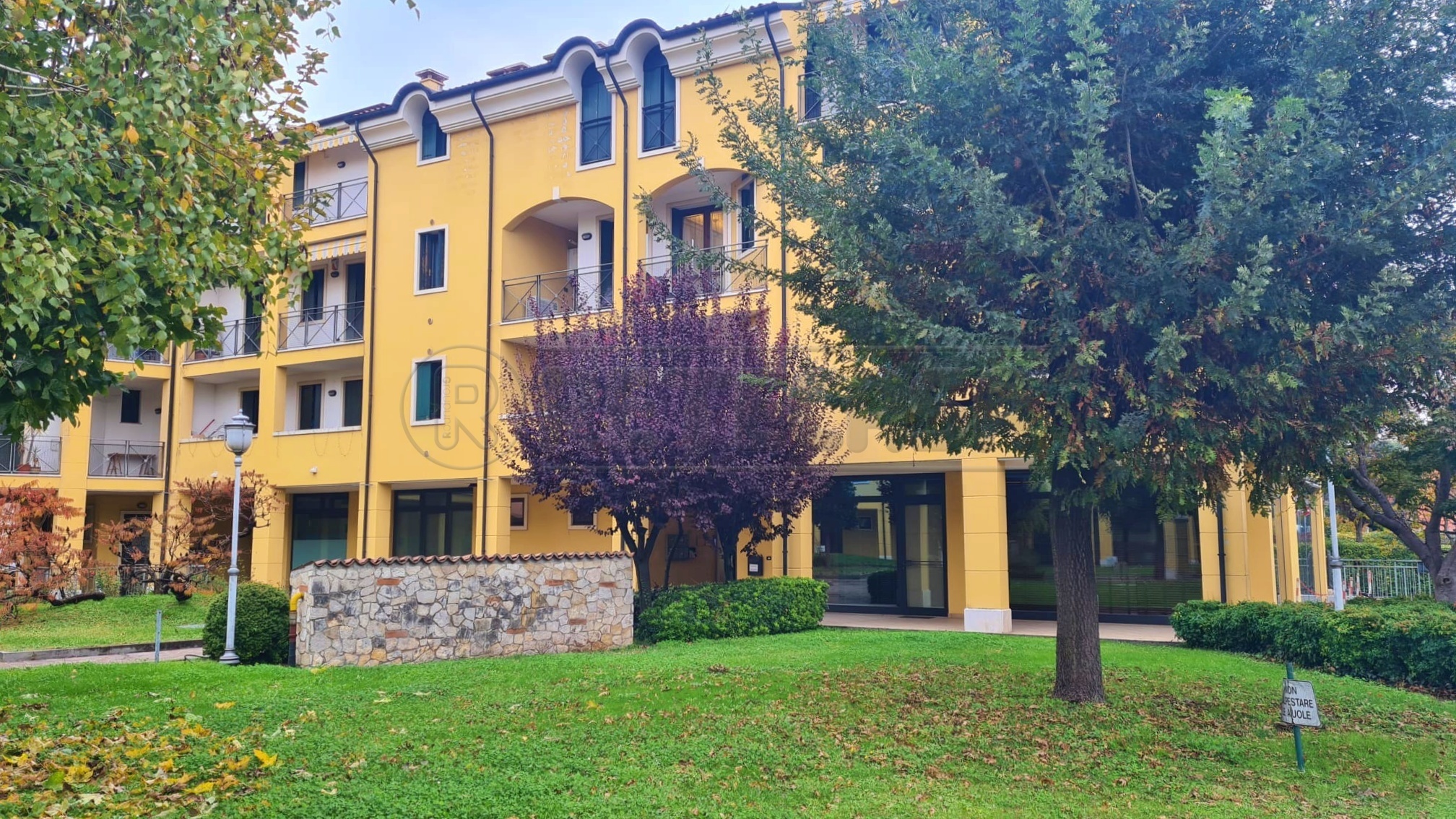 Immagine 1 di Appartamento in vendita  in Via Pesa 20 a Montebello Vicentino