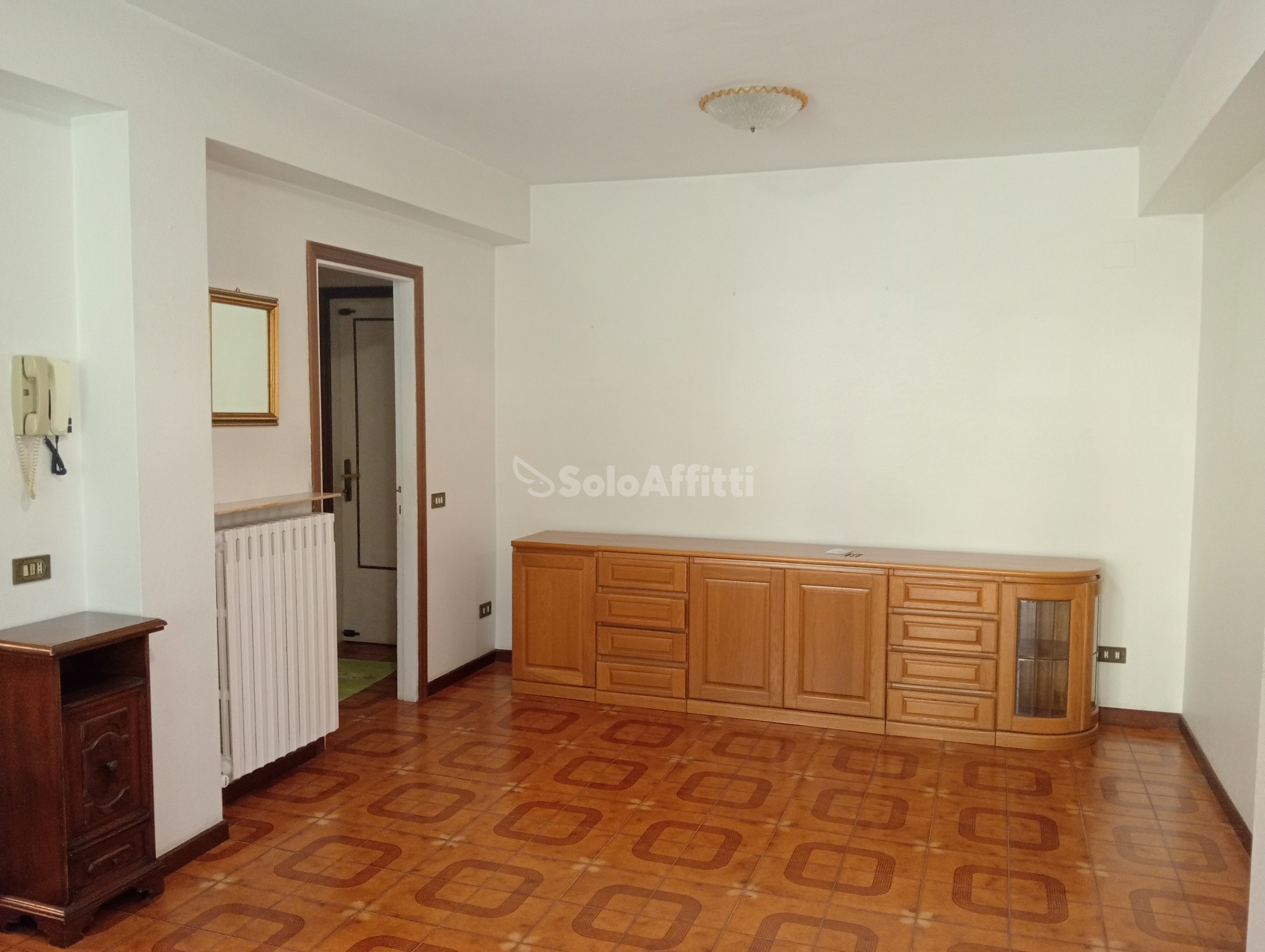 Immagine 6 di Bilocale in affitto  a Falconara Marittima