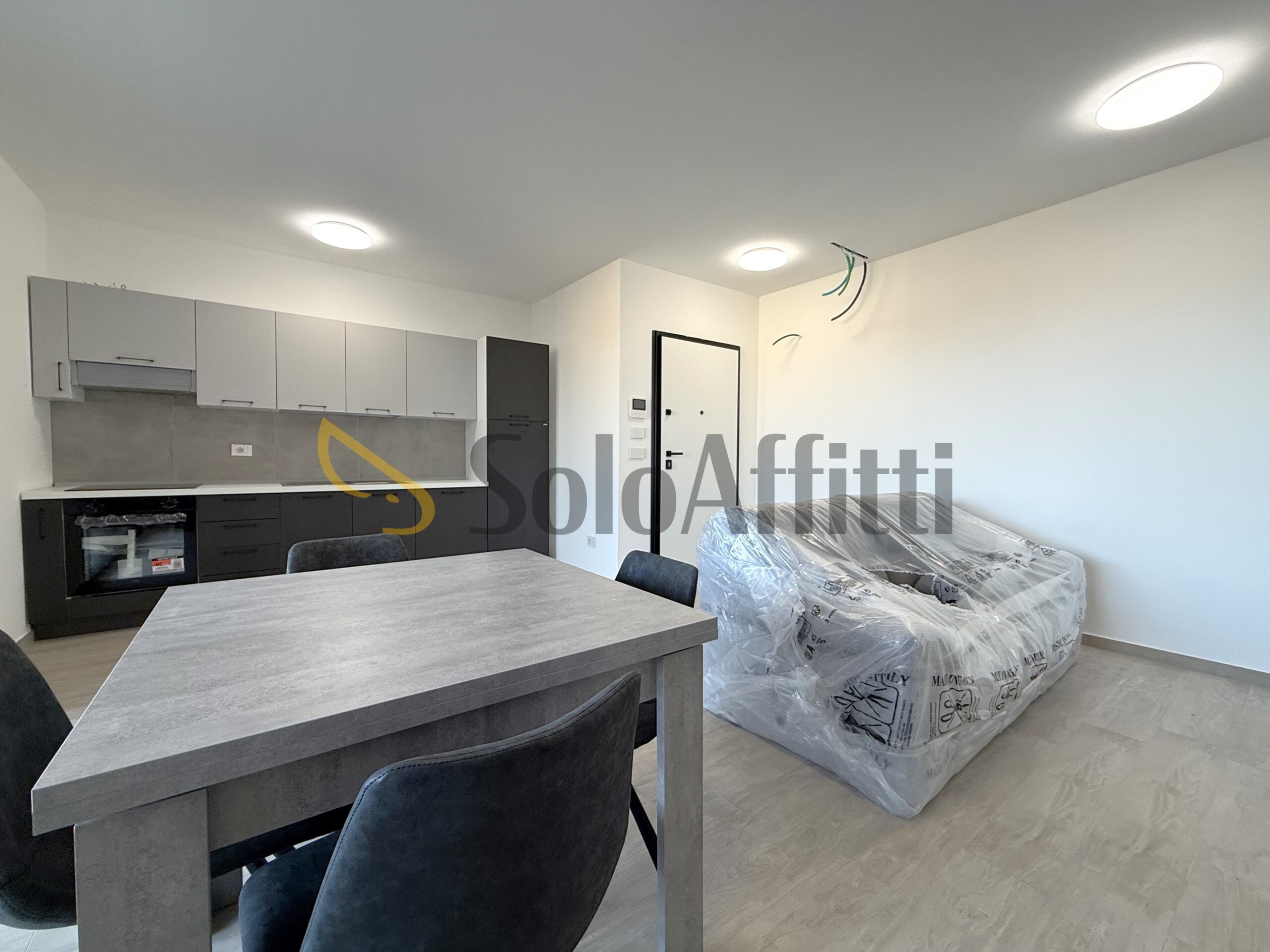 Immagine 6 di Trilocale in affitto  a Catanzaro