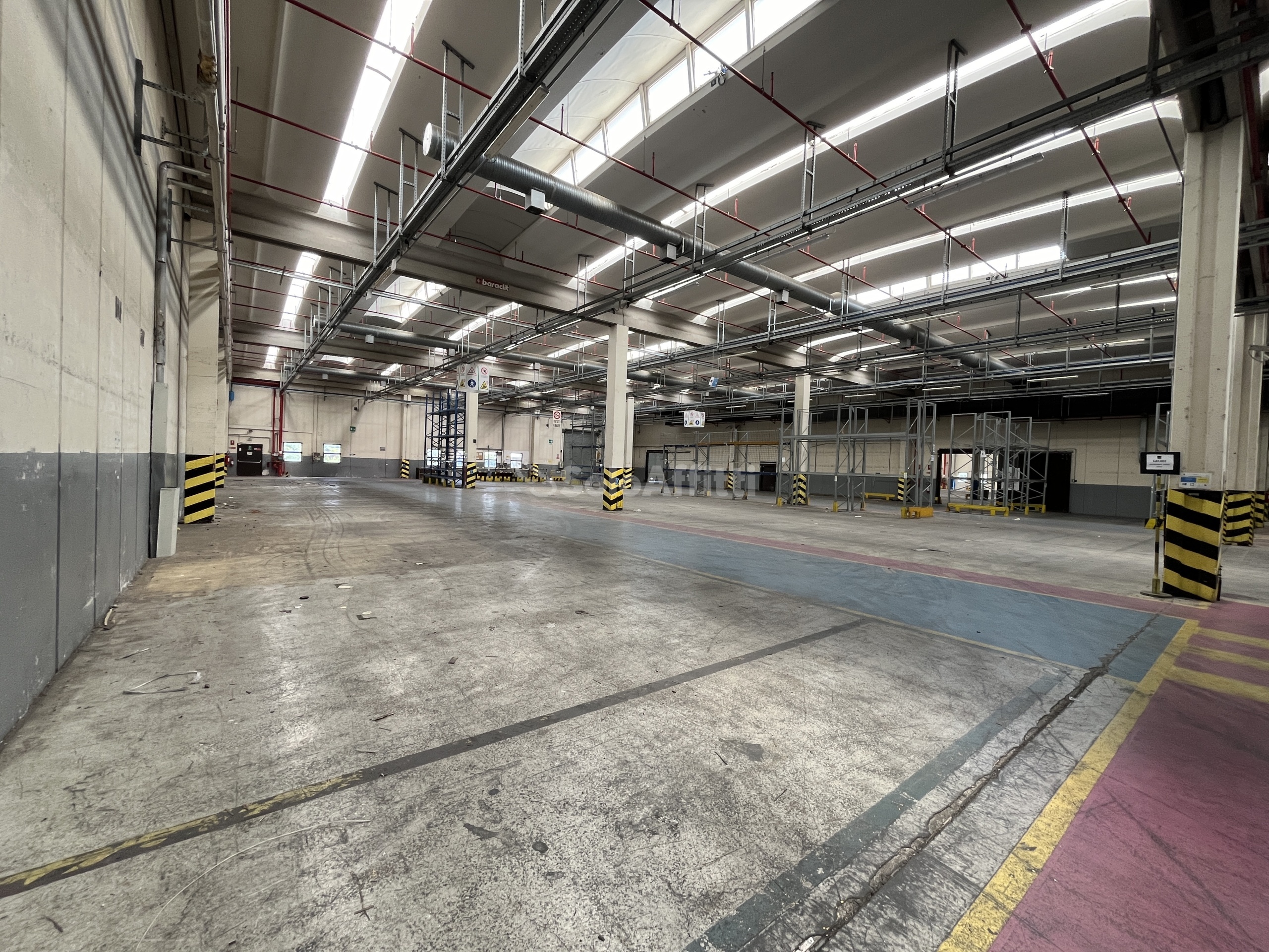 Immagine 13 di Capannone industriale in affitto  in ZONA INDUSTRIALE SAN NICOLA a Melfi