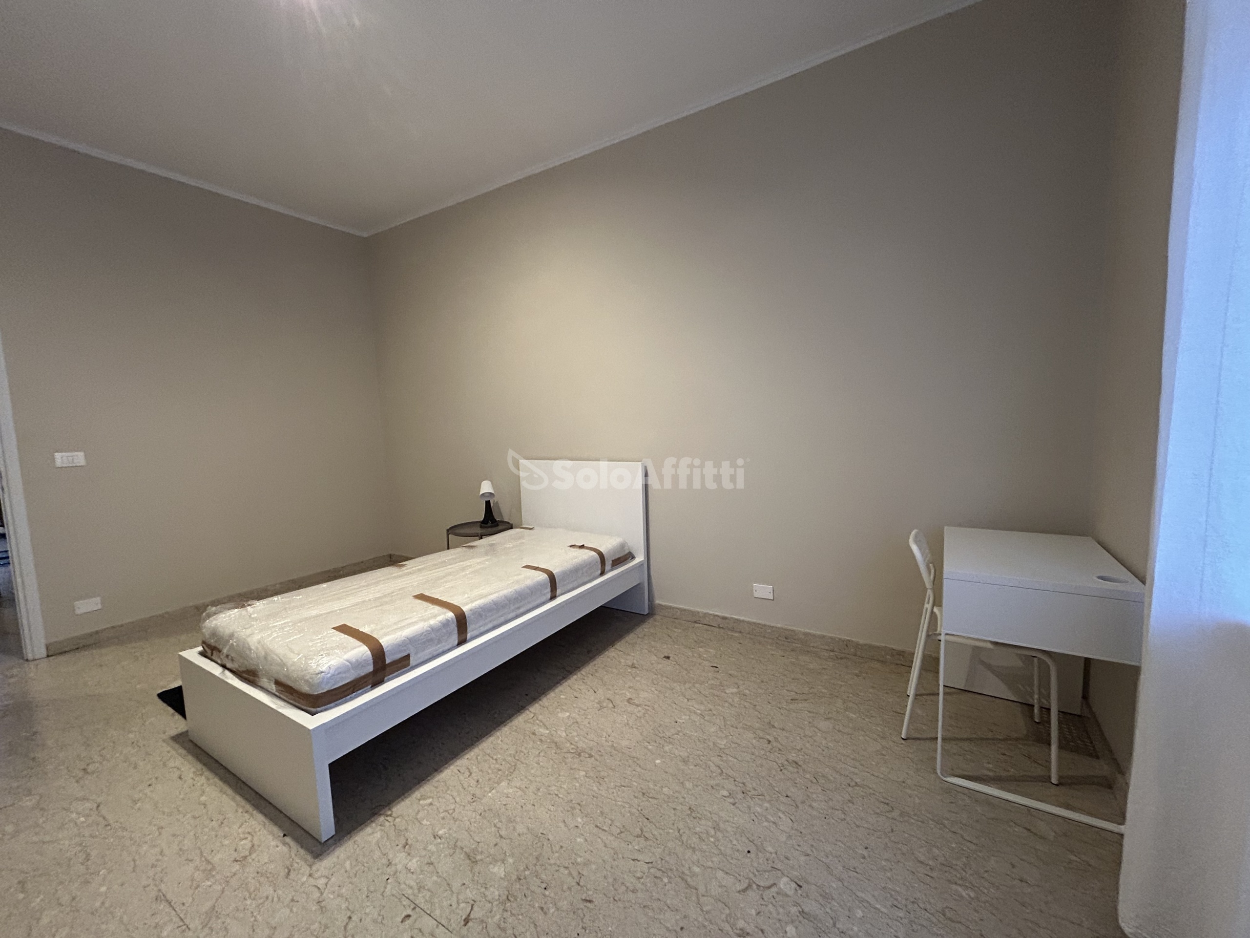 Immagine 12 di Trilocale in affitto  in Via Crescentino 32 a Torino