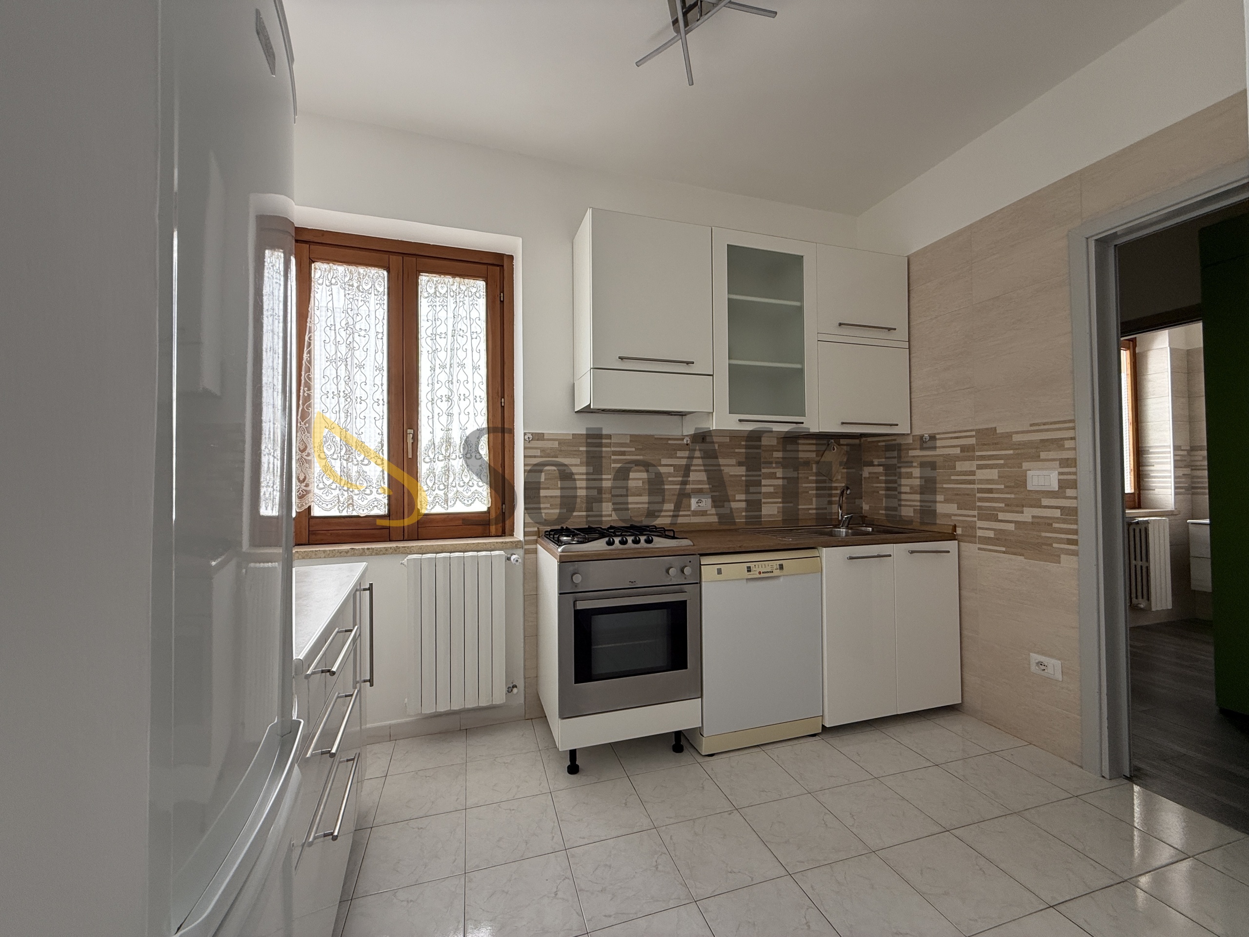 Immagine 13 di Trilocale in affitto  in Via Pretoria a Potenza