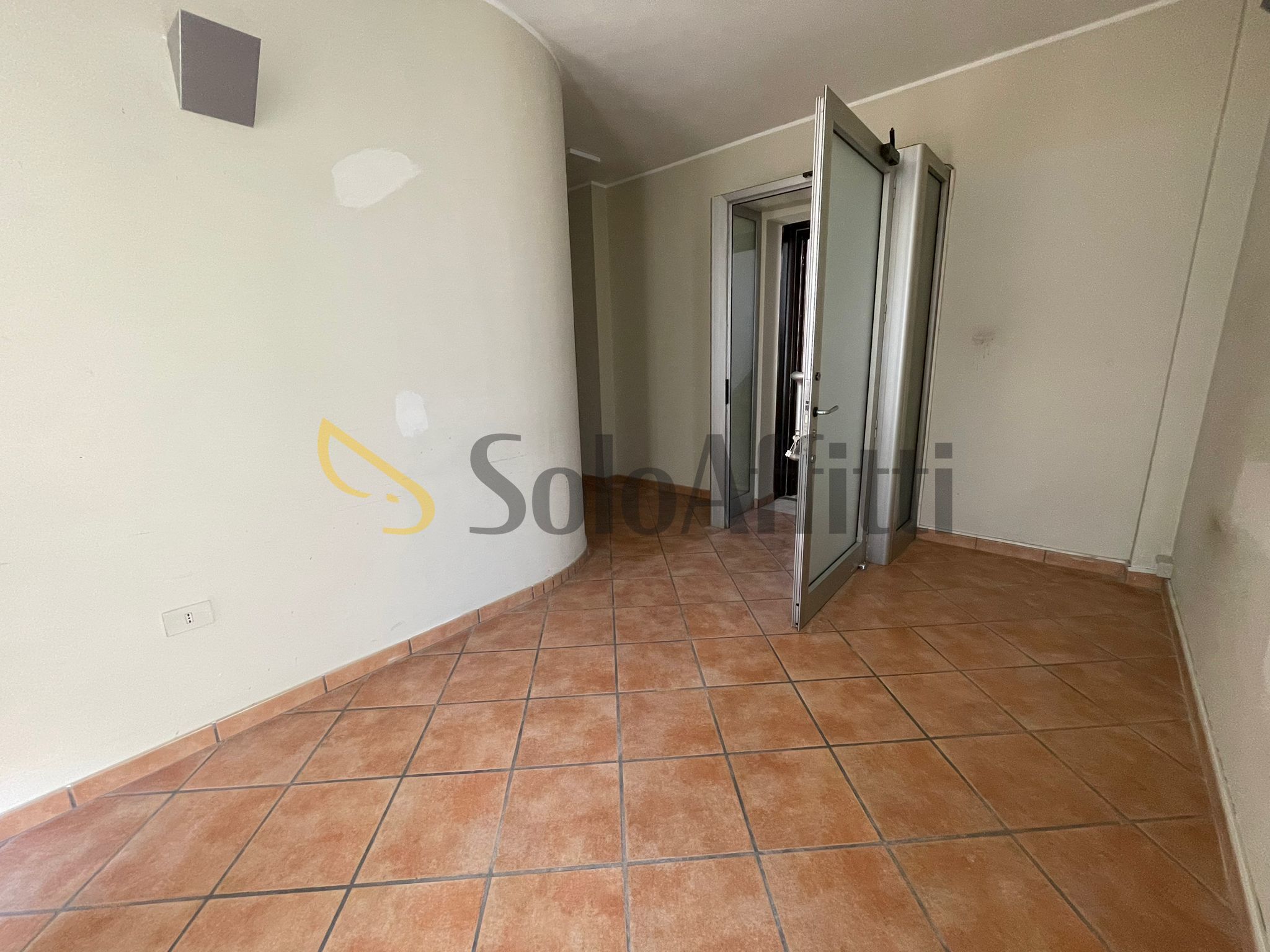 Immagine 7 di Ufficio in affitto  in Via Nazionale Appia 177 a Casapulla