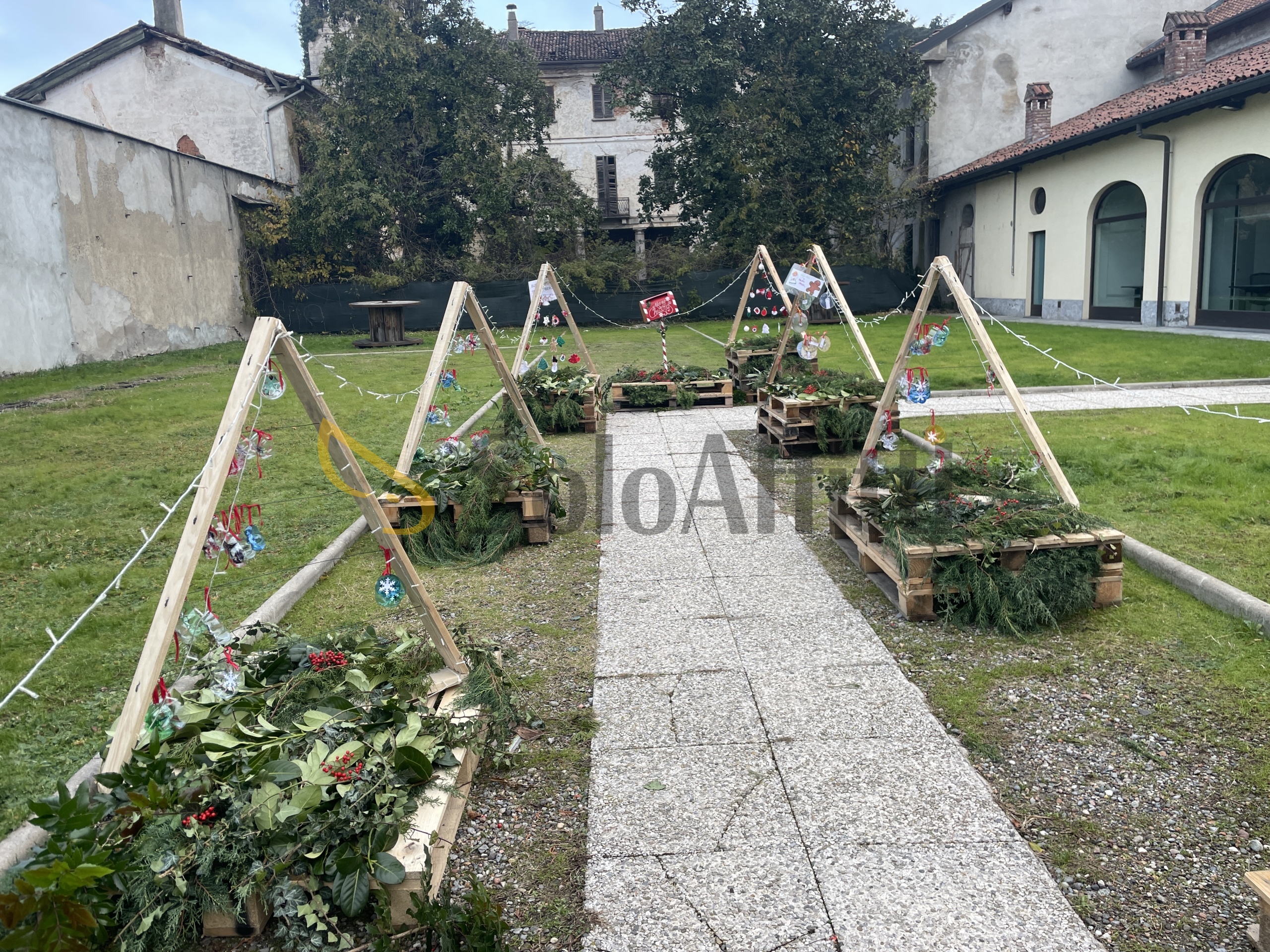 Immagine 8 di Locale commerciale in affitto  in Piazza Baracca 18 a Buscate