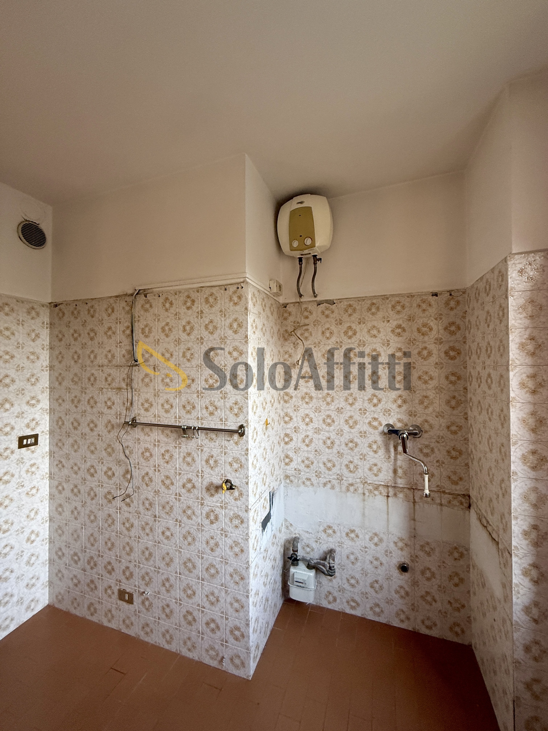 Immagine 95 di Quadrilocale in affitto  in Via Buratto 7 a Ciriè