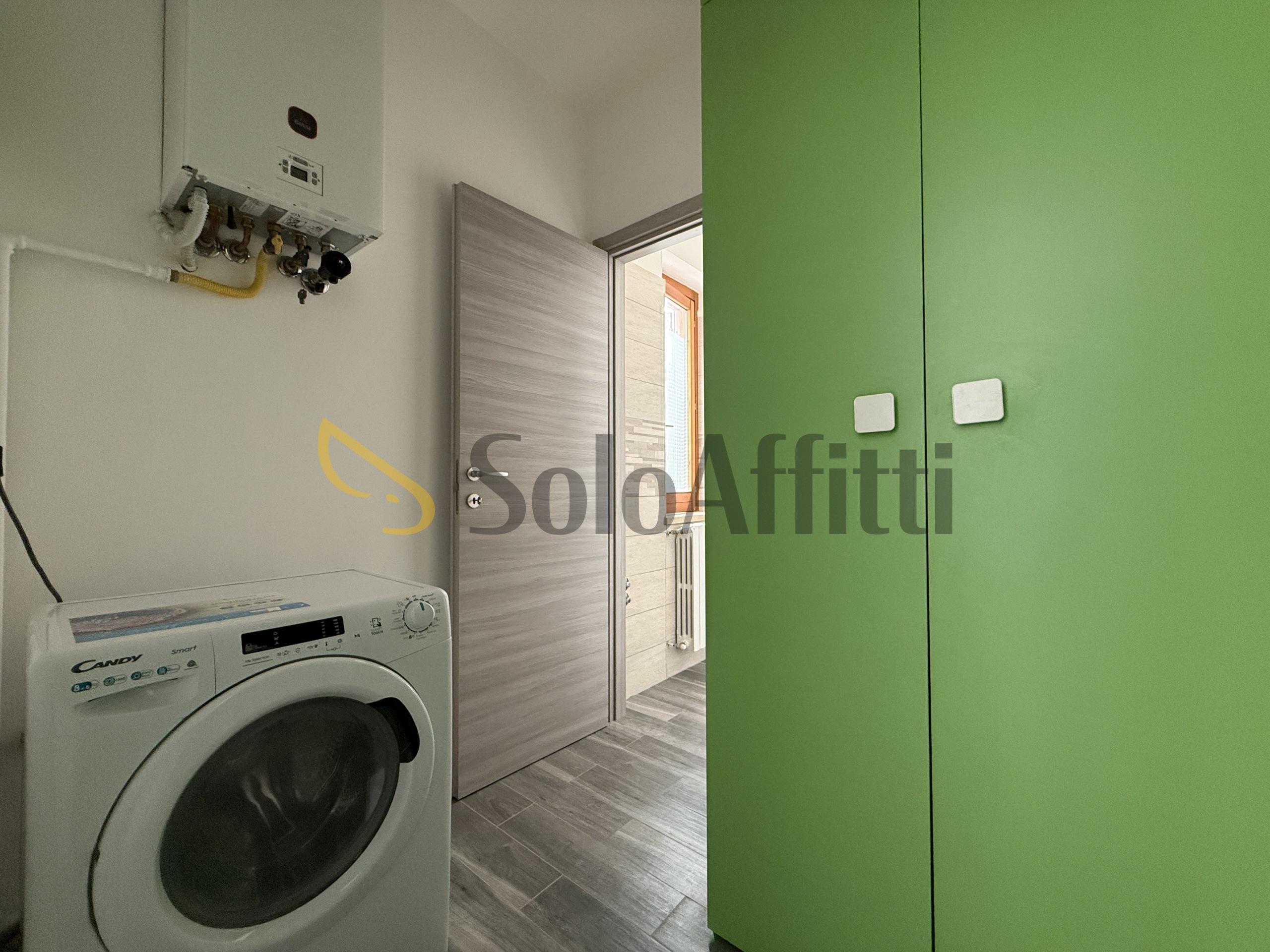 Immagine 25 di Trilocale in affitto  in Via Pretoria a Potenza