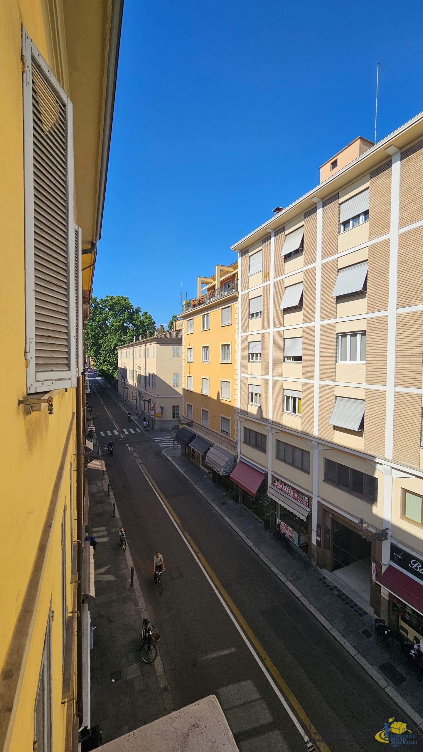 Immagine 21 di Bilocale in vendita  in Strada Giuseppe Garibaldi 47 a Parma