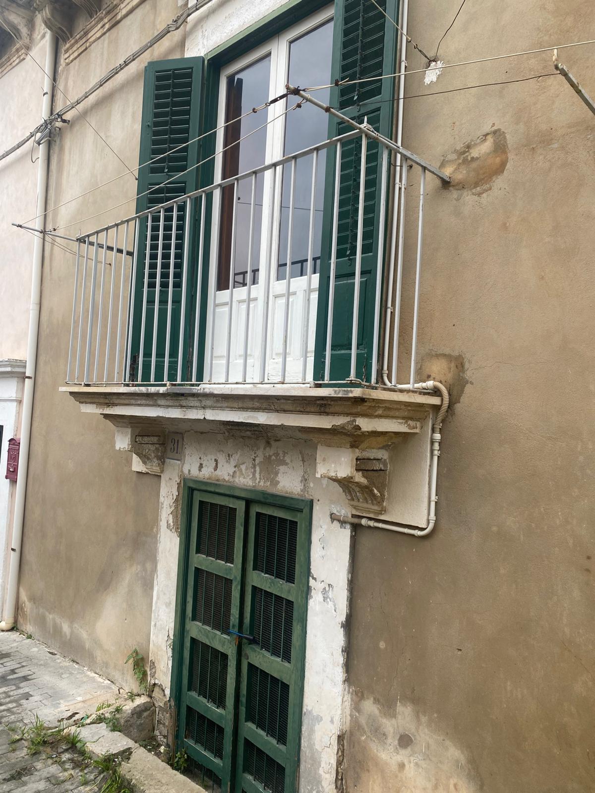 Immagine 4 di Porzione di casa in vendita  in Via Ritiro 33 a Modica
