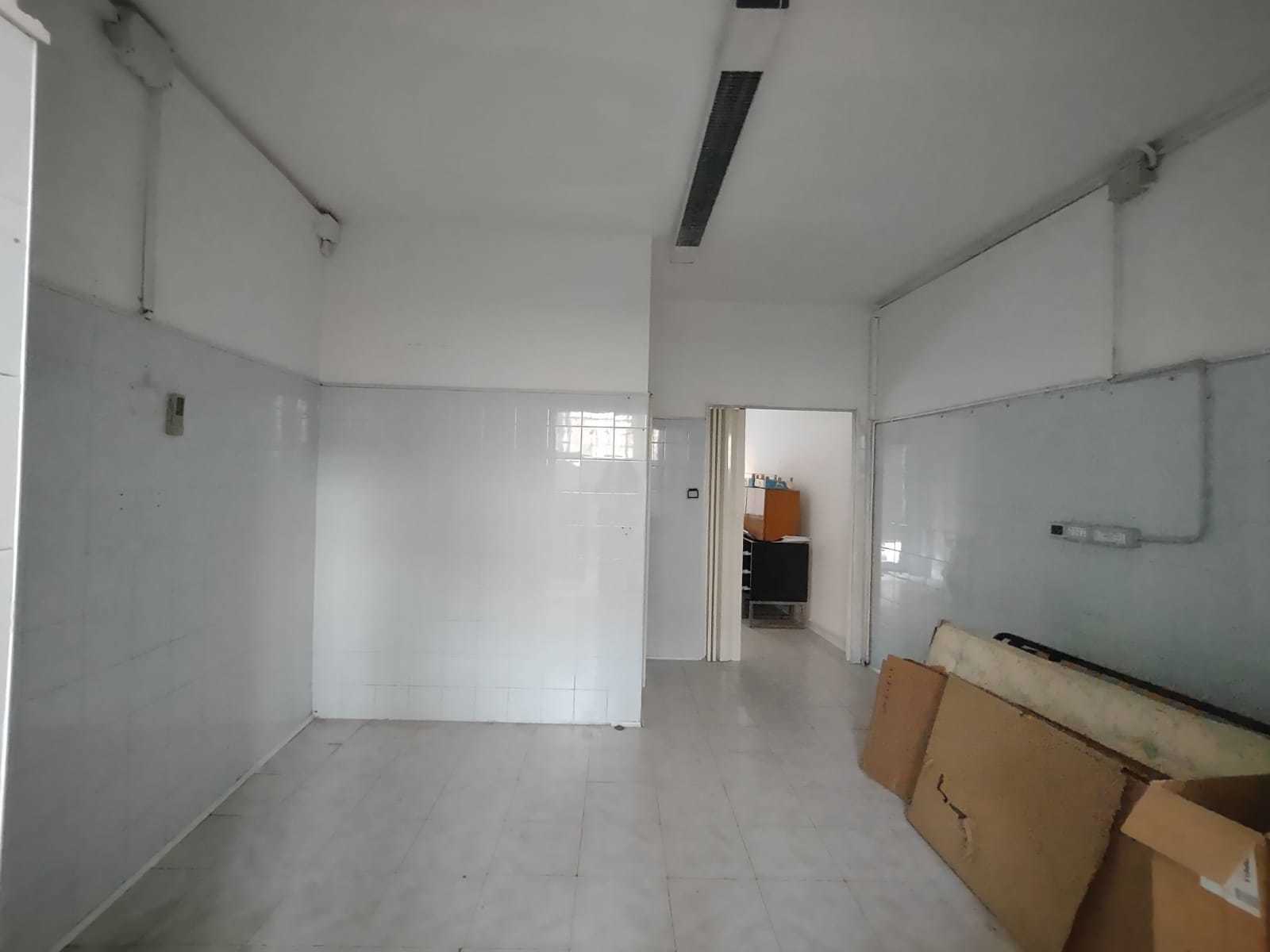 Immagine 10 di Locale commerciale in affitto  in Mura Occidentali 16 a Jesi