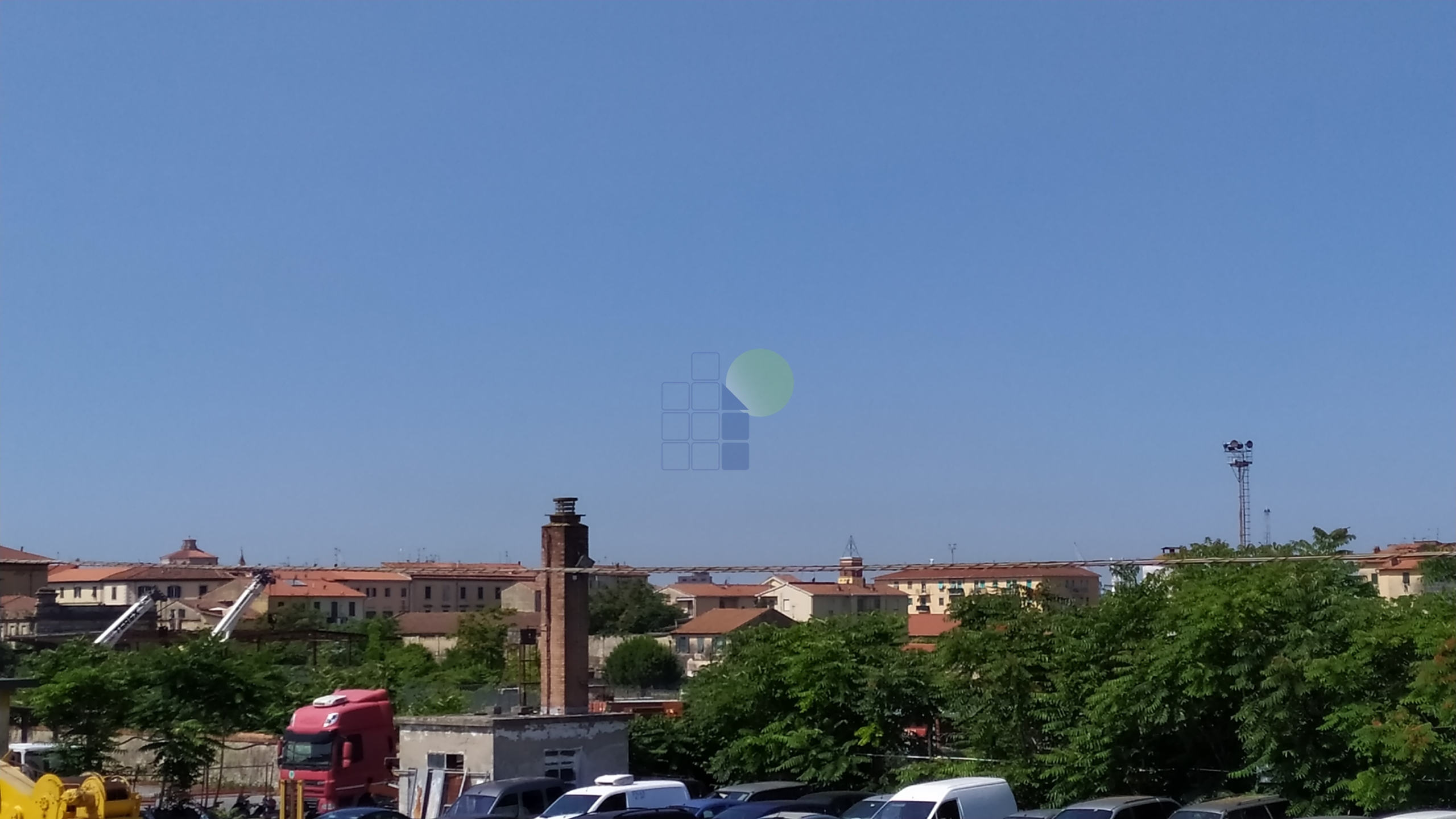 Immagine 13 di Attività artigianale in vendita  in Via Francesco Pera 1 a Livorno