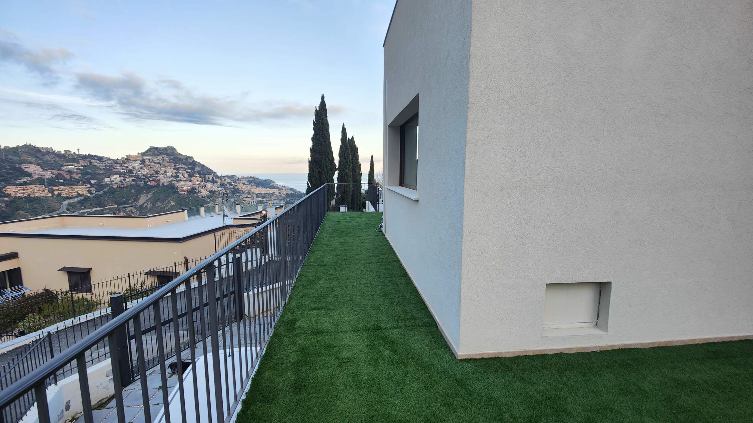 Immagine 68 di Villa in vendita  in c.da mastrissa snc a Taormina