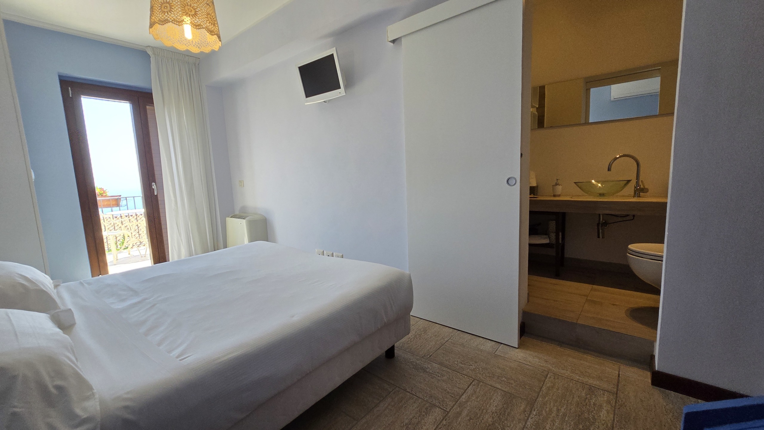 Immagine 80 di Villa in vendita  in c.da mastrissa snc a Taormina