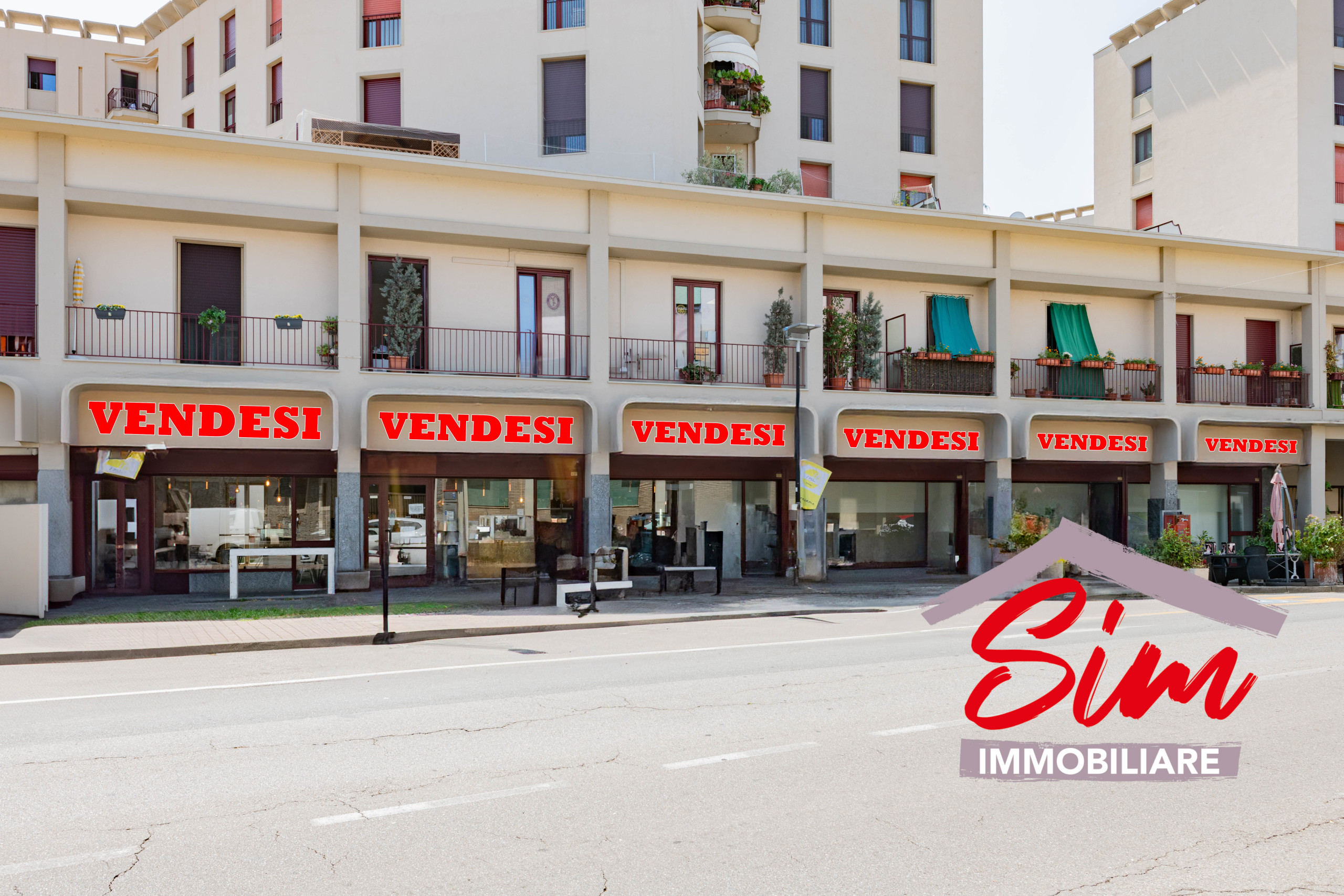 Immagine 1 di Locale commerciale in vendita  in Corso Vercelli sn a Novara