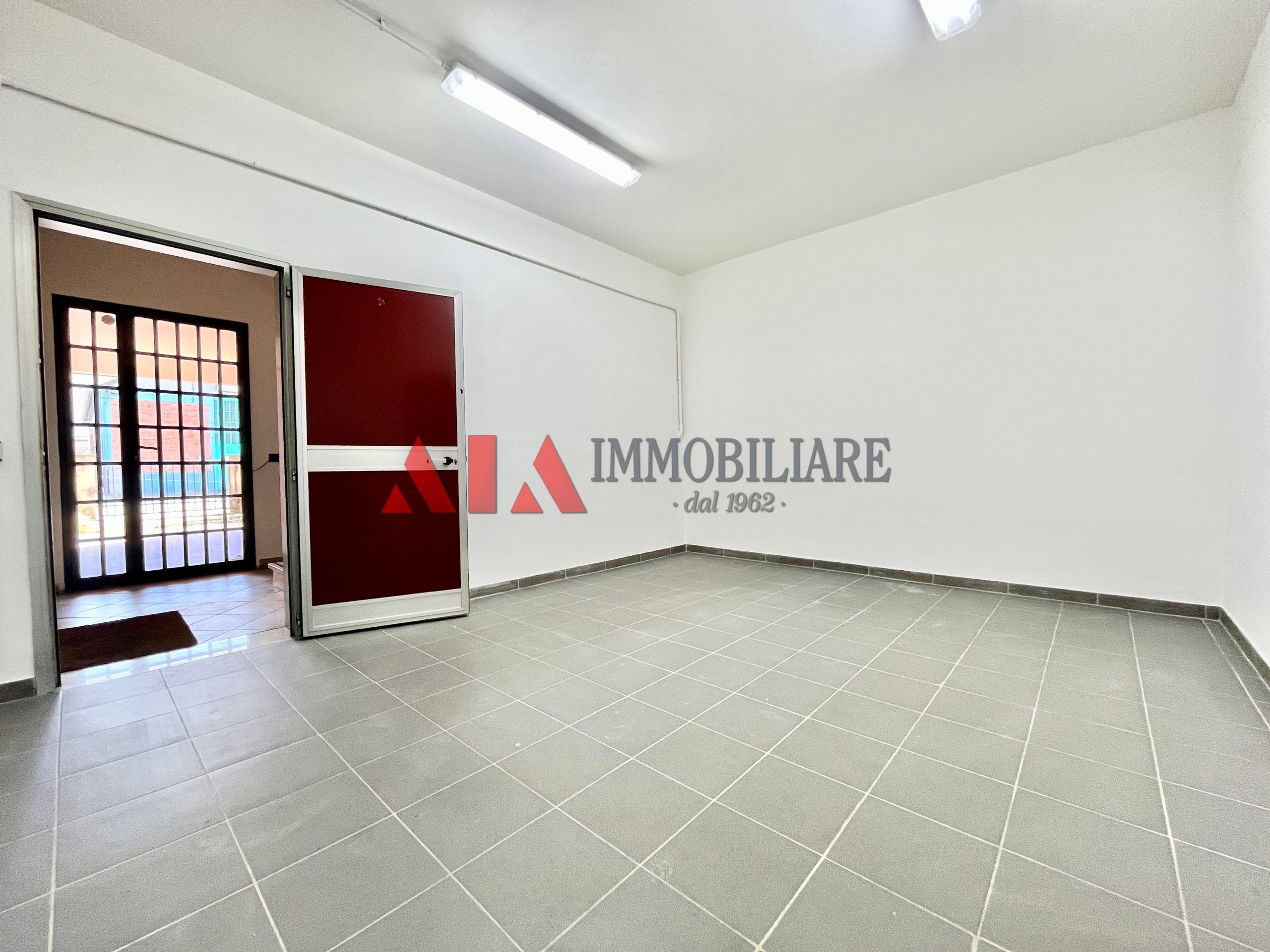 Immagine 4 di Ufficio in affitto  in Via D'acquisto Salvo a Pontedera