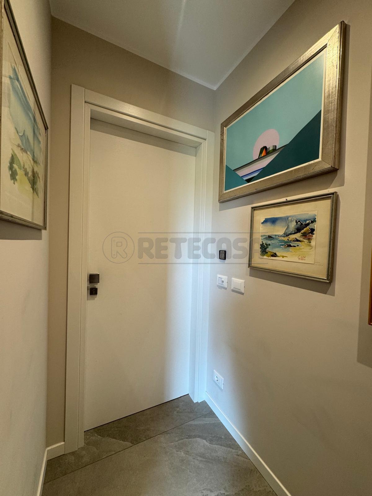 Immagine 15 di Bilocale in affitto  a Orio Al Serio