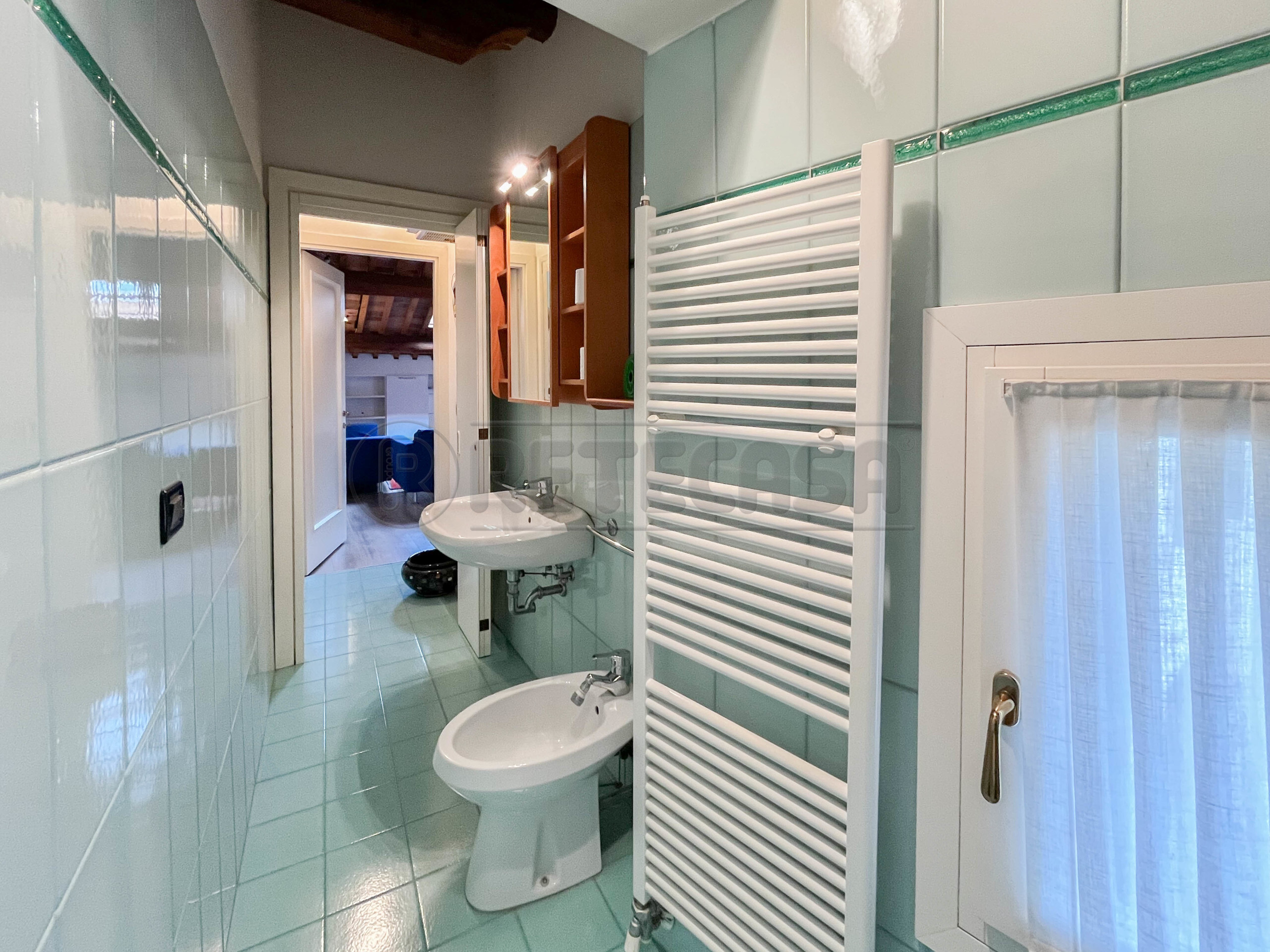 Immagine 19 di Bilocale in vendita  in Contrà Santa Barbara a Vicenza