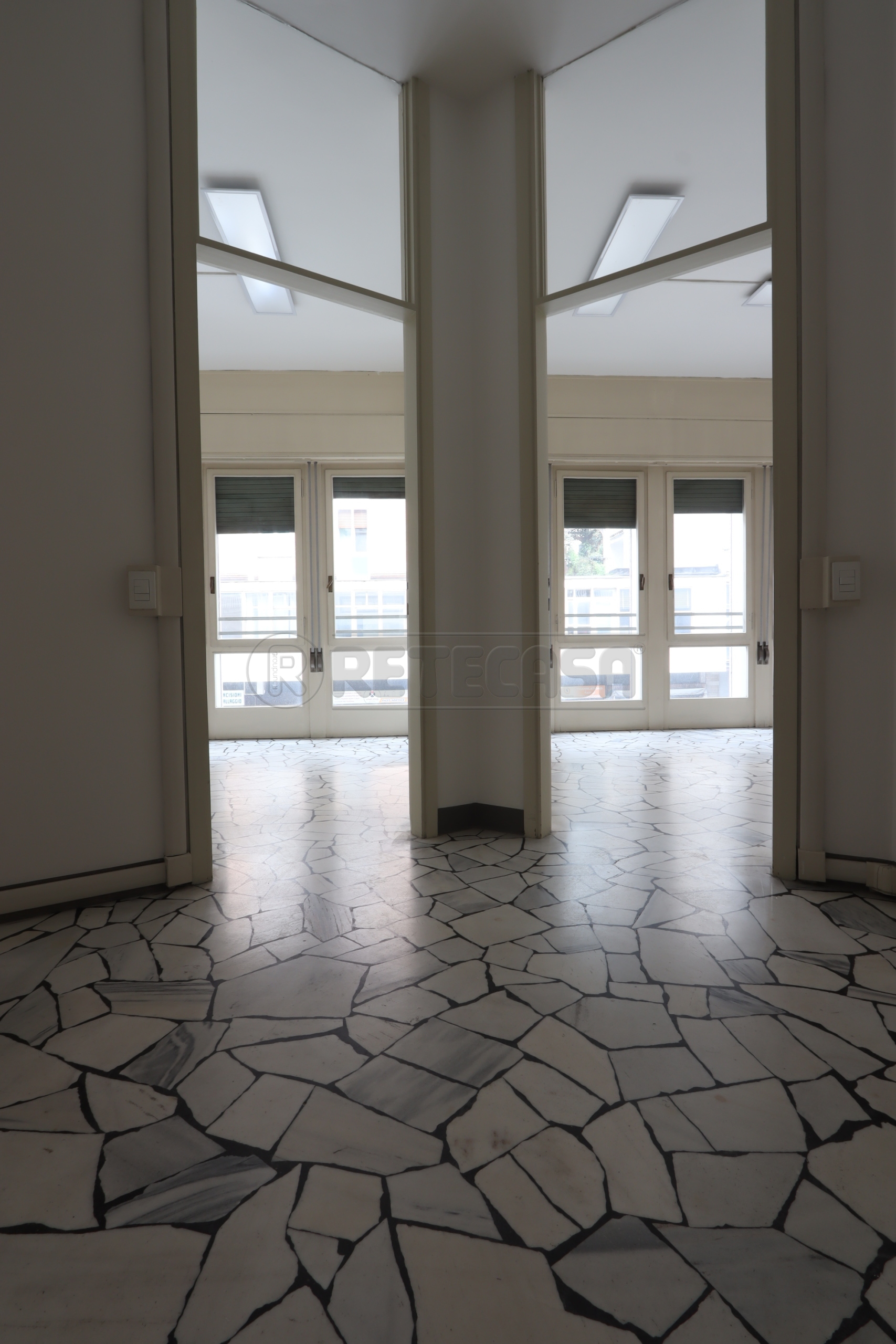 Immagine 11 di Ufficio in affitto  in Viale Milano 56 a Vicenza