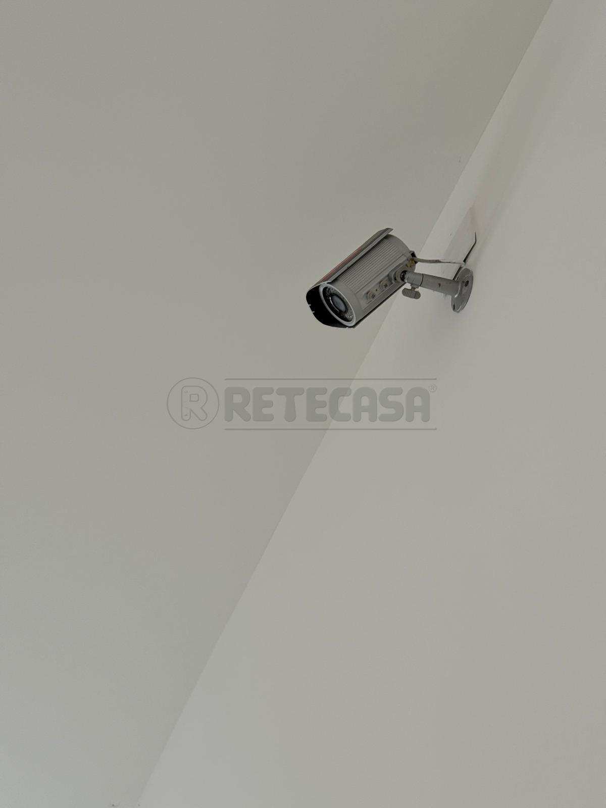 Immagine 22 di Locale commerciale in vendita  in Via Monte Lungo a Arcugnano