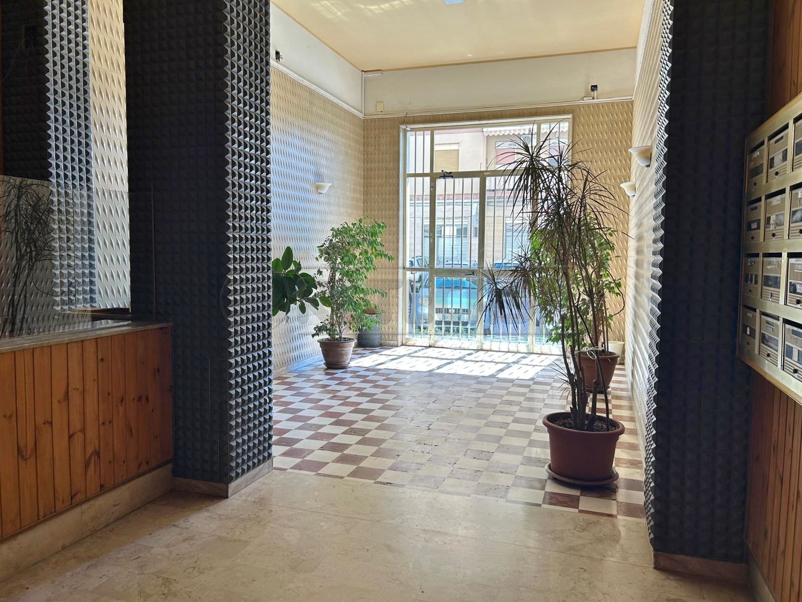 Immagine 13 di Quadrilocale in vendita  in VIA ALCIDE DE GASPERI 47 a Caltanissetta