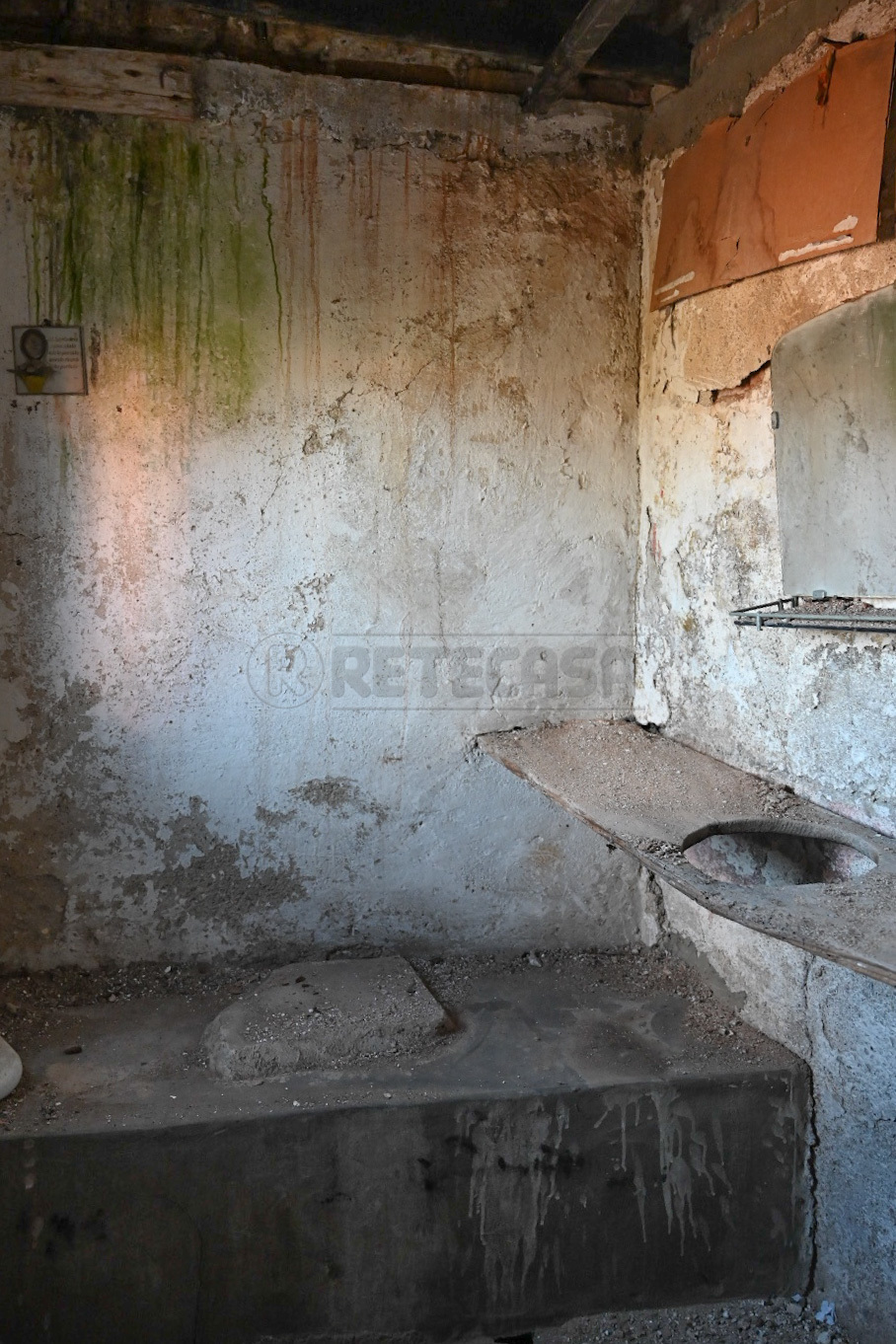 Immagine 24 di Rustico / casale in vendita  in Via San Giovanni Bosco 15 a Messina