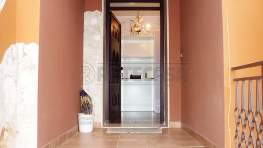 Immagine 11 di Casa indipendente in vendita  in VIA DE GASPERI 33 a Sannicola