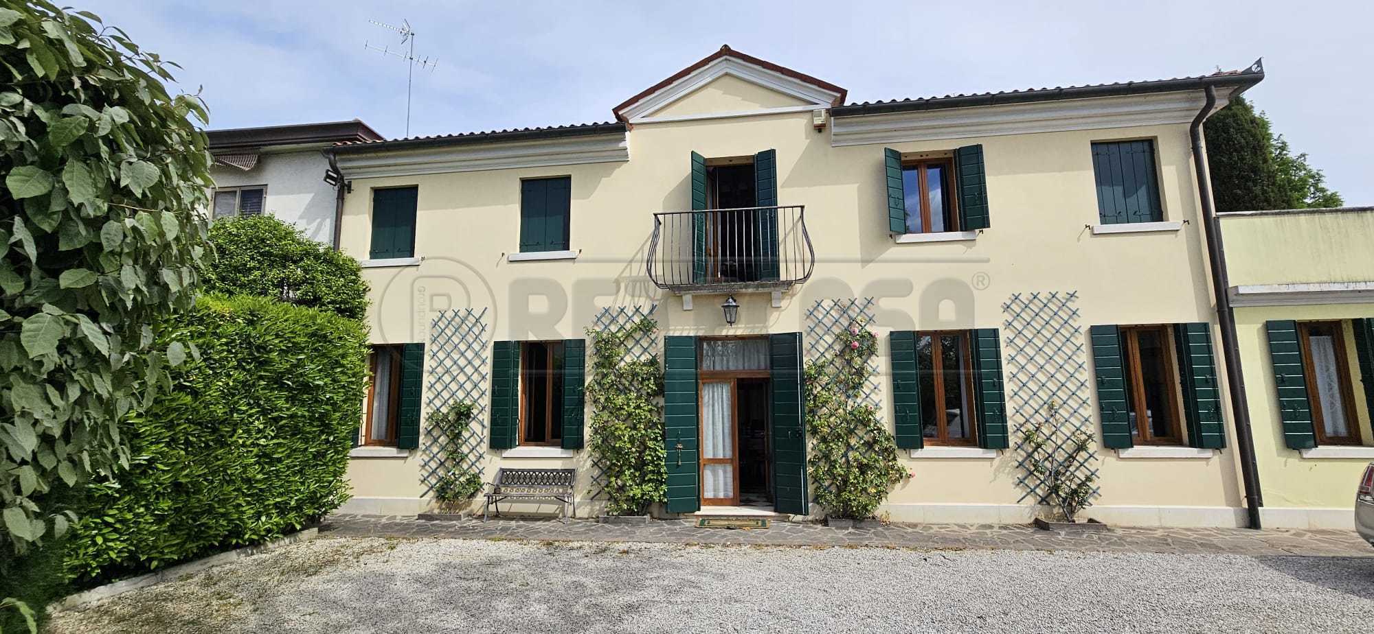 Immagine 51 di Villa in vendita  a Mirano