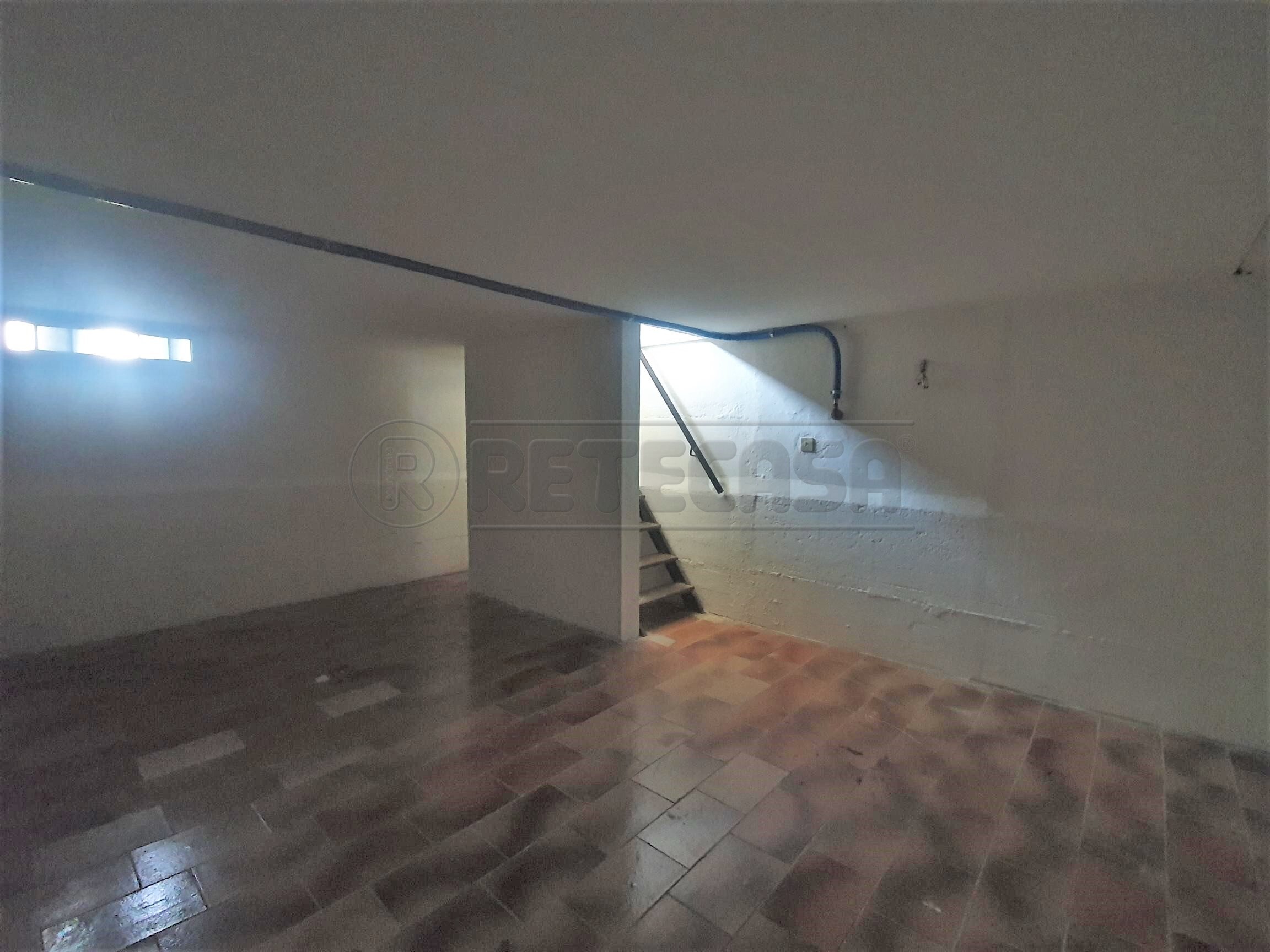 Immagine 12 di Ufficio in affitto  a Camisano Vicentino