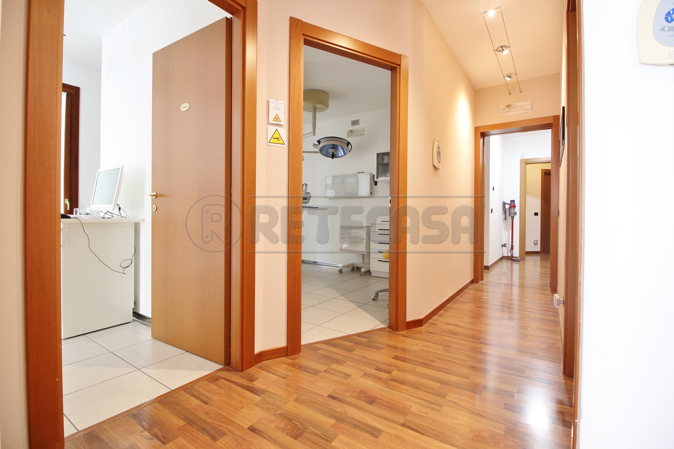 Immagine 11 di Ufficio in affitto  in VIA ALCIDE DE GASPERI 80 a Montecchio Maggiore