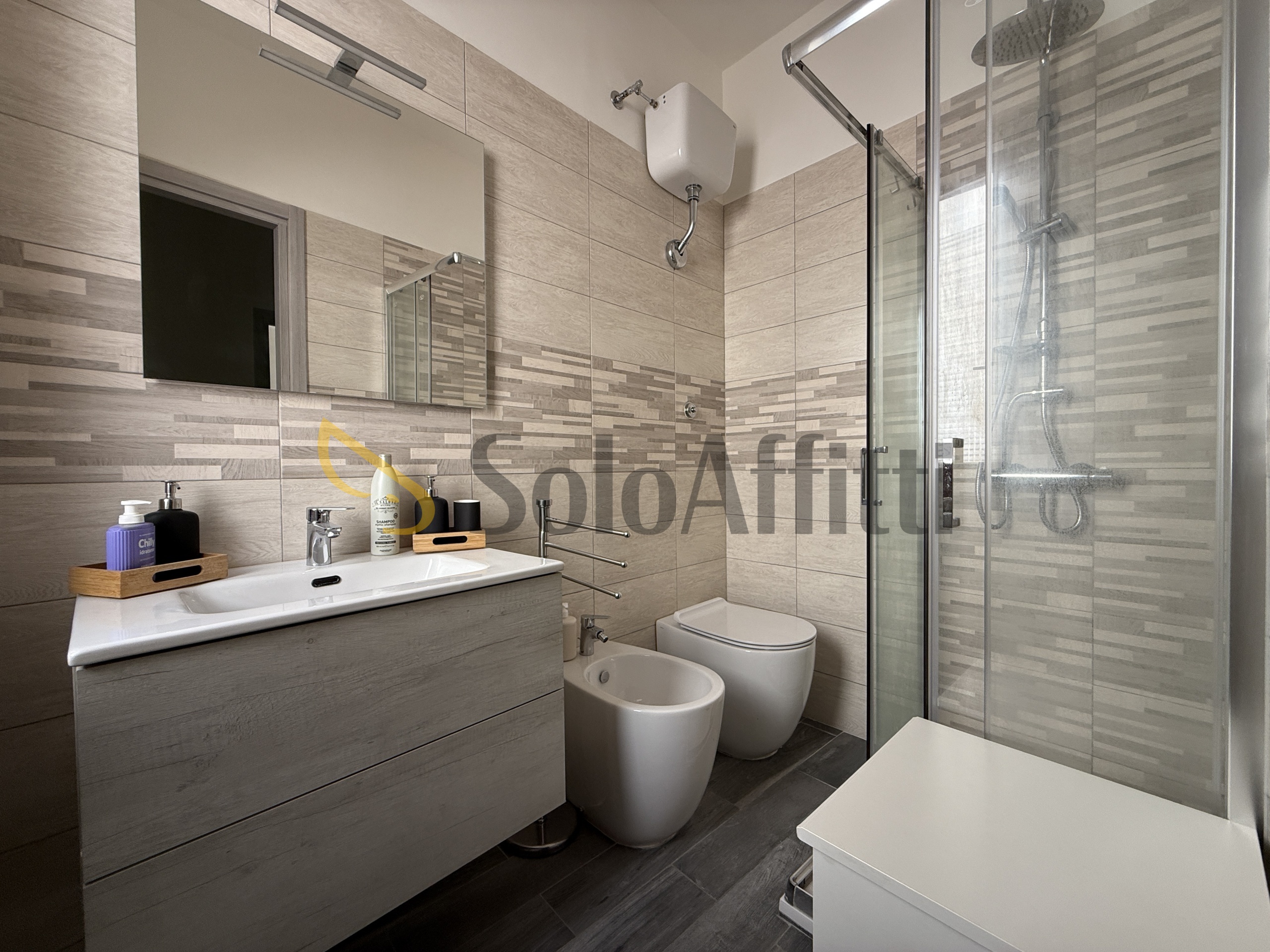 Immagine 28 di Trilocale in affitto  in Via Pretoria a Potenza