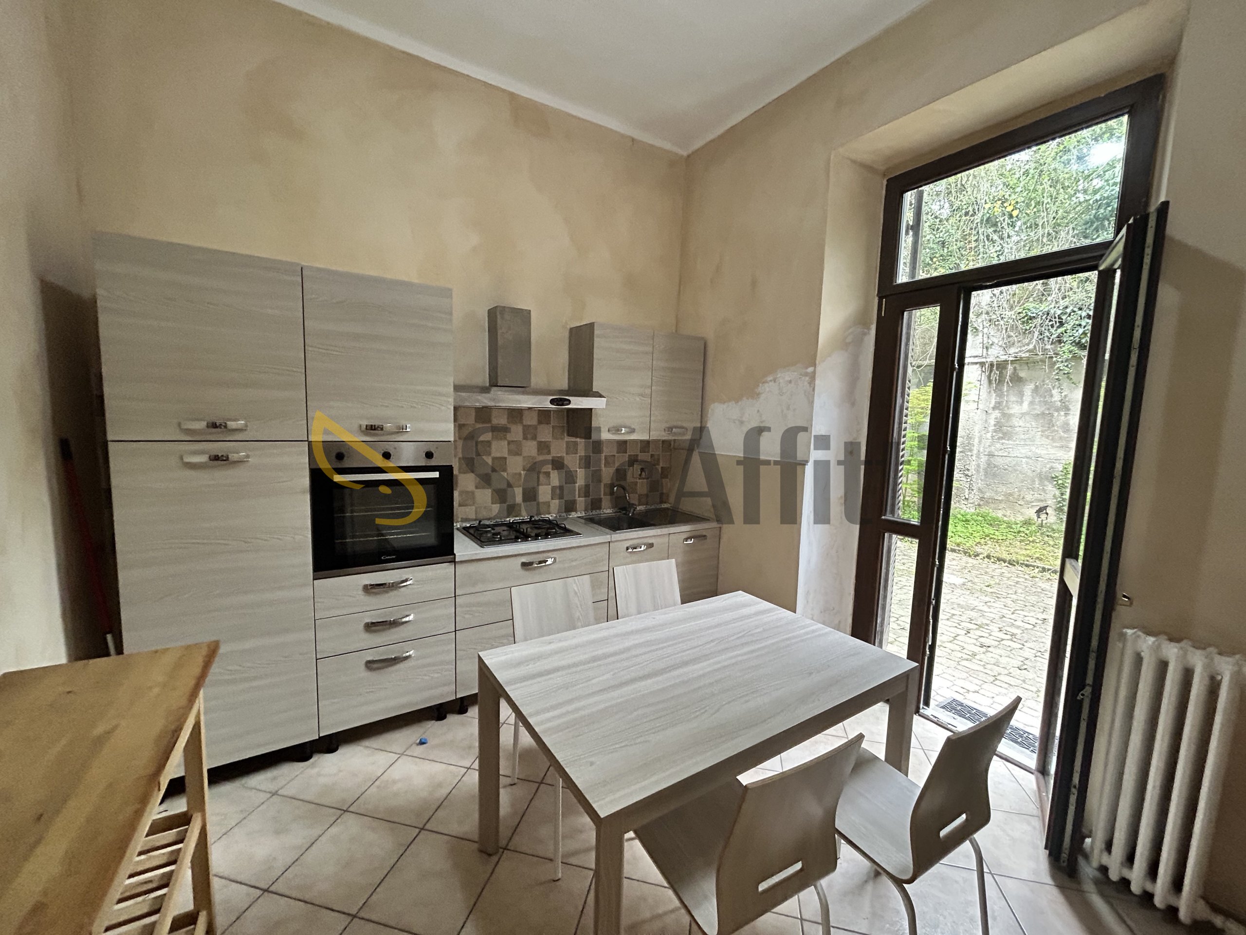 Immagine 17 di Trilocale in affitto  a Torino