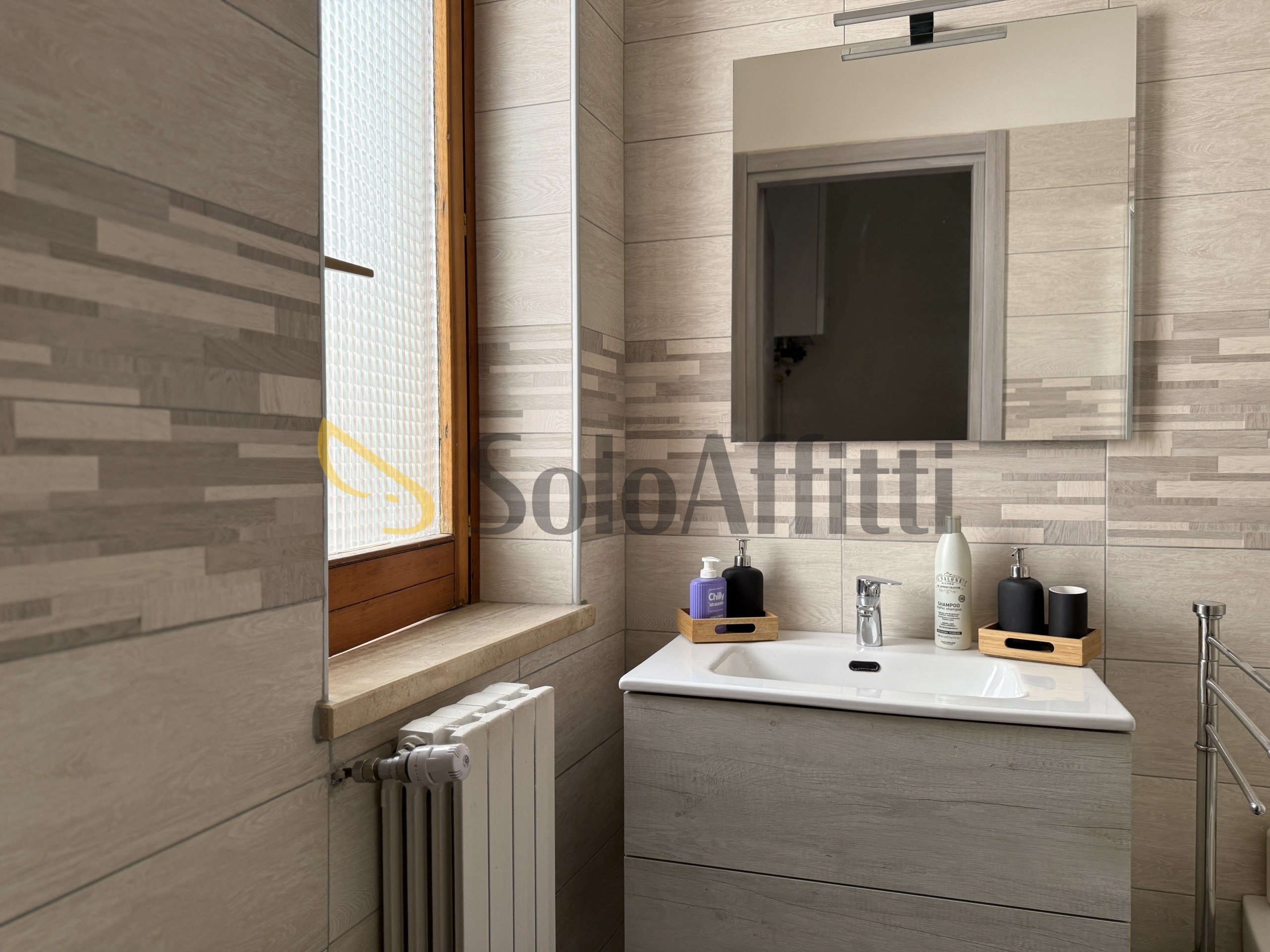 Immagine 27 di Trilocale in affitto  in Via Pretoria a Potenza