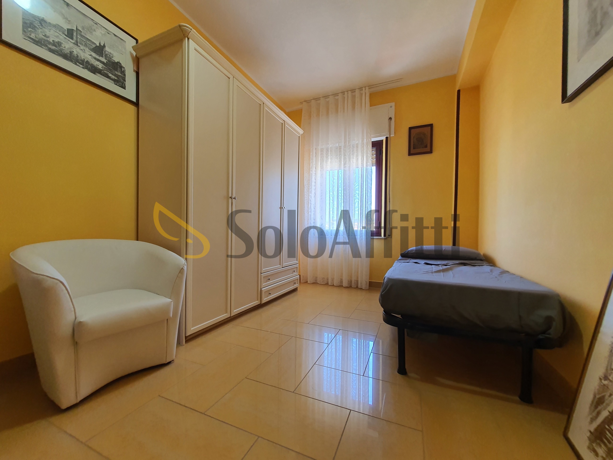 Immagine 8 di Trilocale in affitto  a Catanzaro