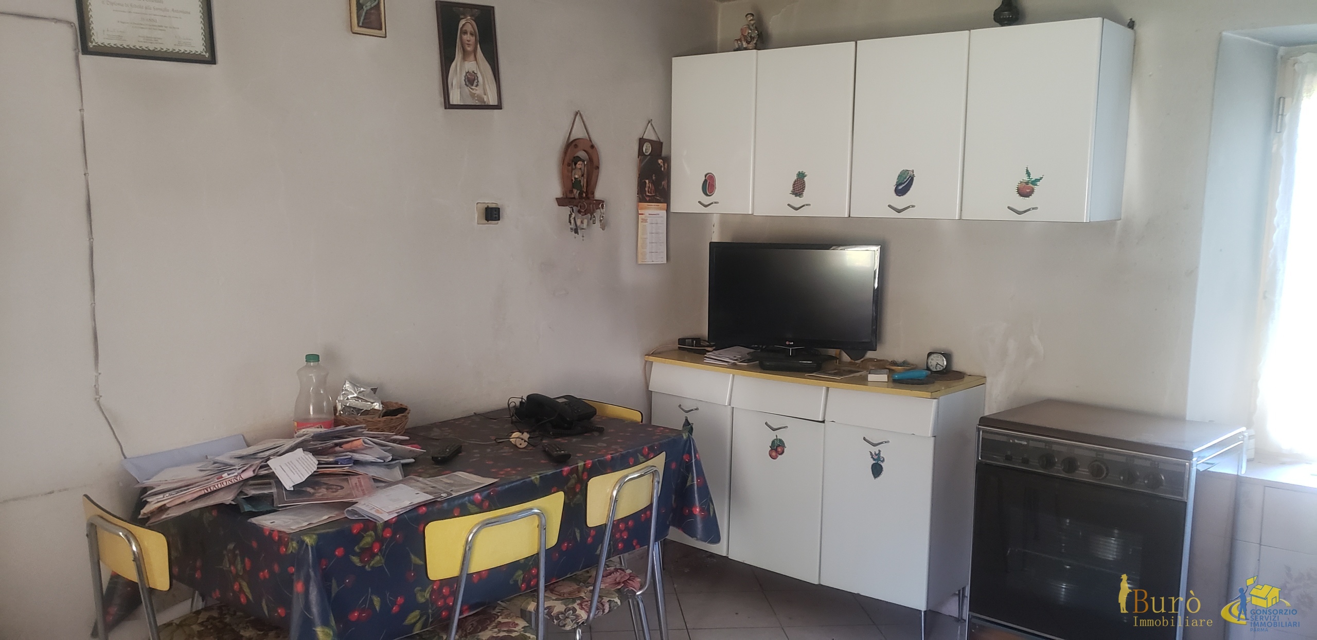 Immagine 12 di Porzione di casa in vendita  in Località Ronchi 59 a Varsi