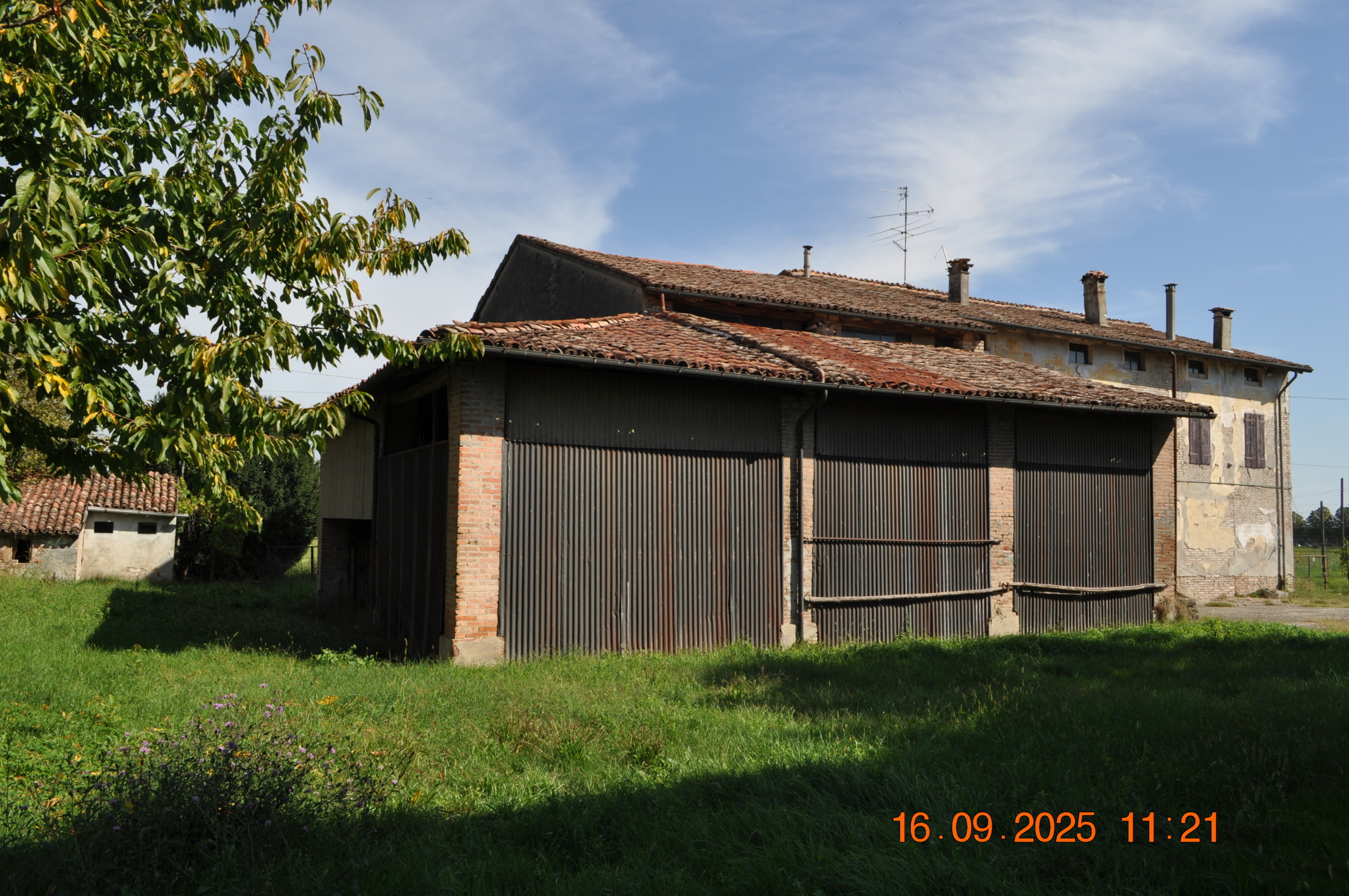 Immagine 53 di Rustico / casale in vendita  in San Quirico a Sissa Trecasali