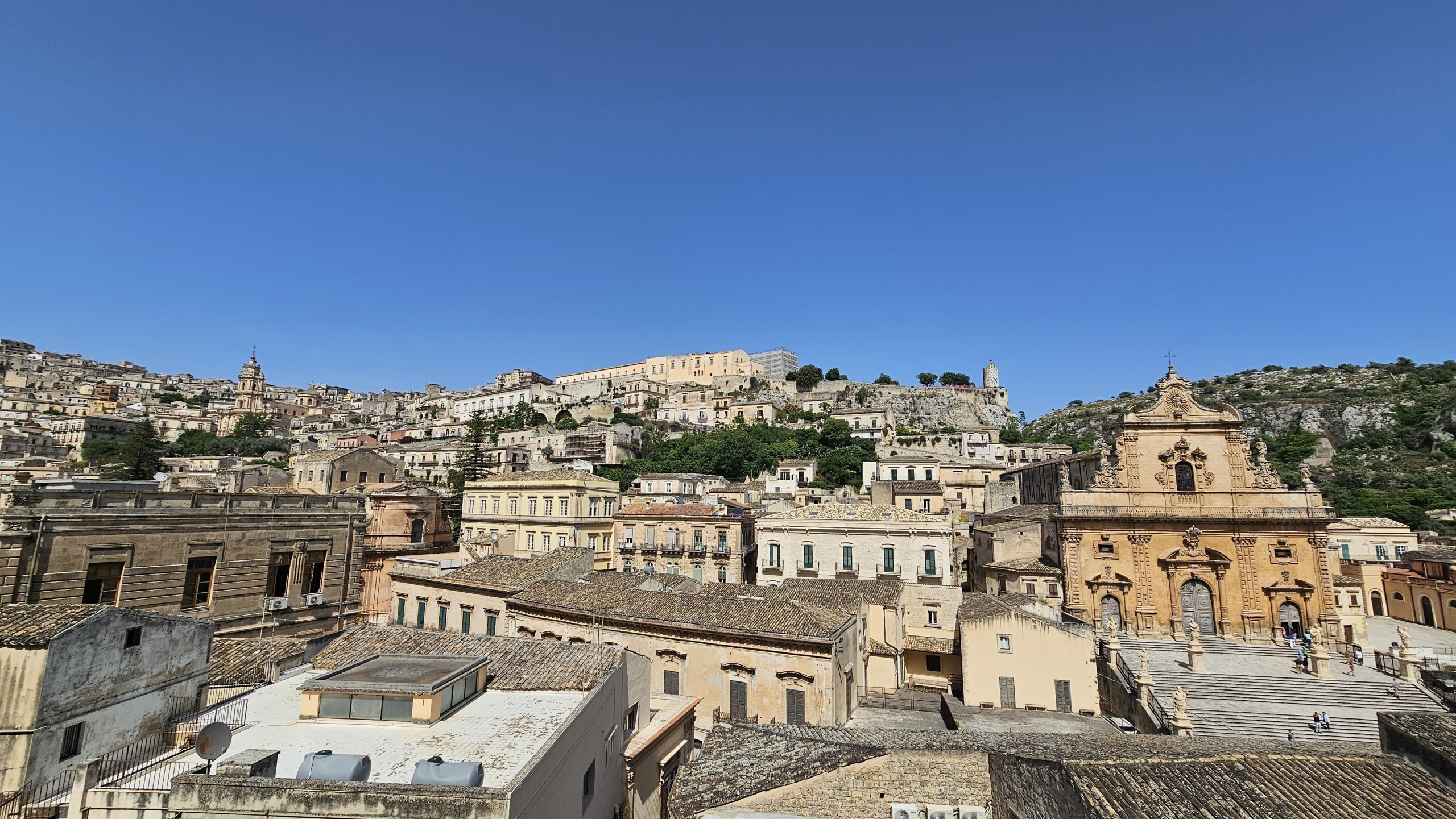 Immagine 21 di Casa indipendente in vendita  in Via Leni 4 a Modica
