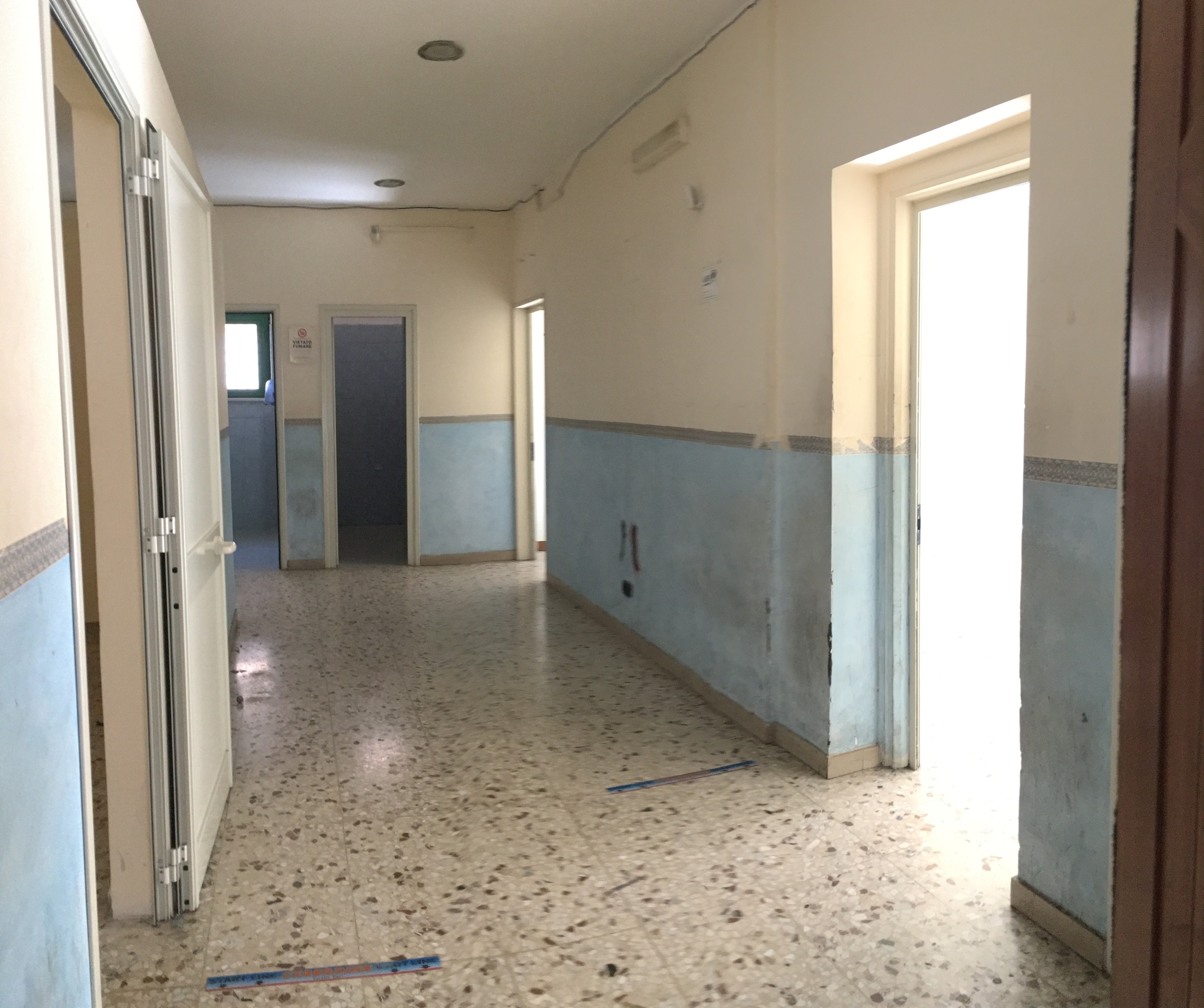 Immagine 2 di Locale commerciale in vendita  a Siracusa