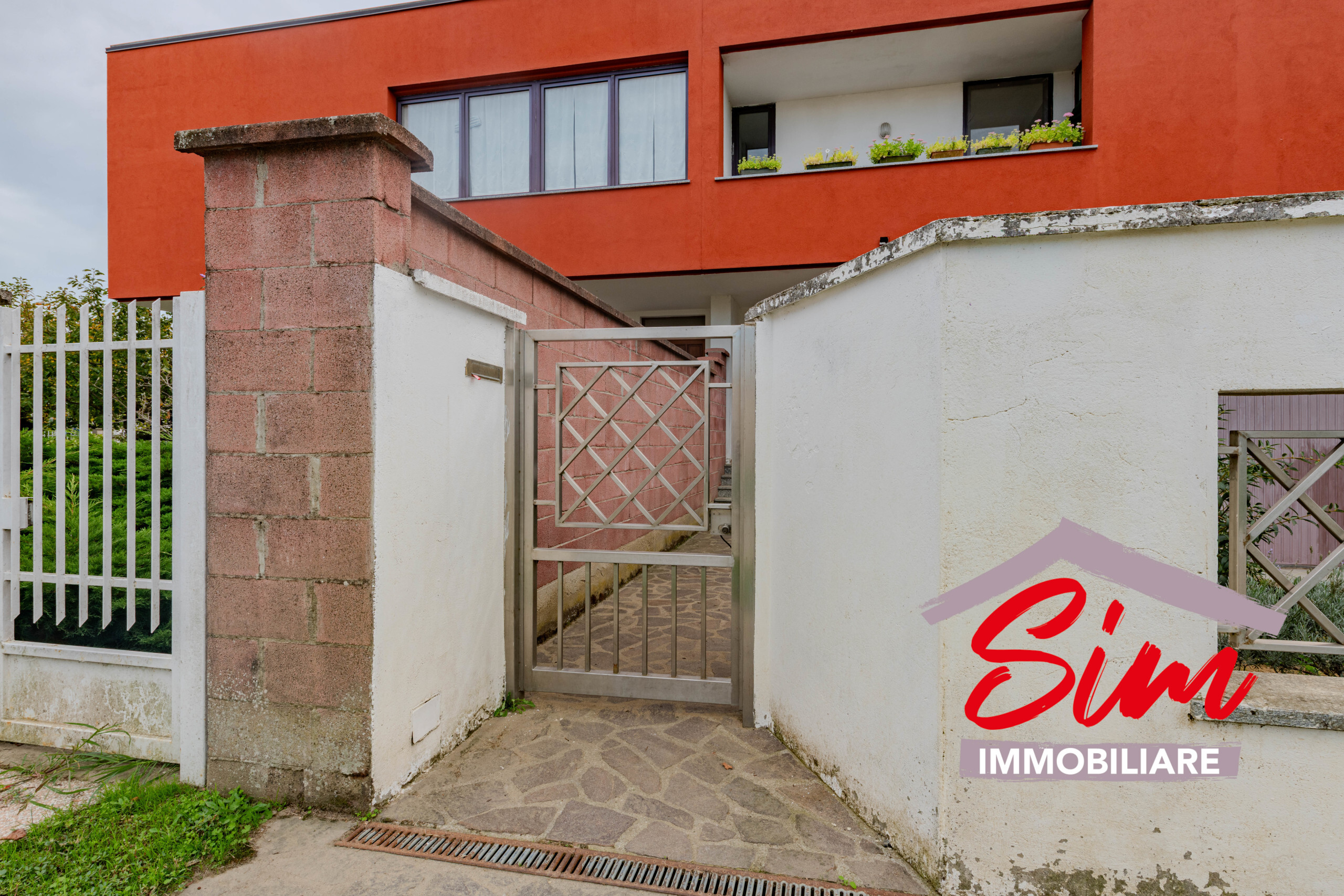 Immagine 5 di Villa in vendita  in Via Roncaglione snc a Casalino