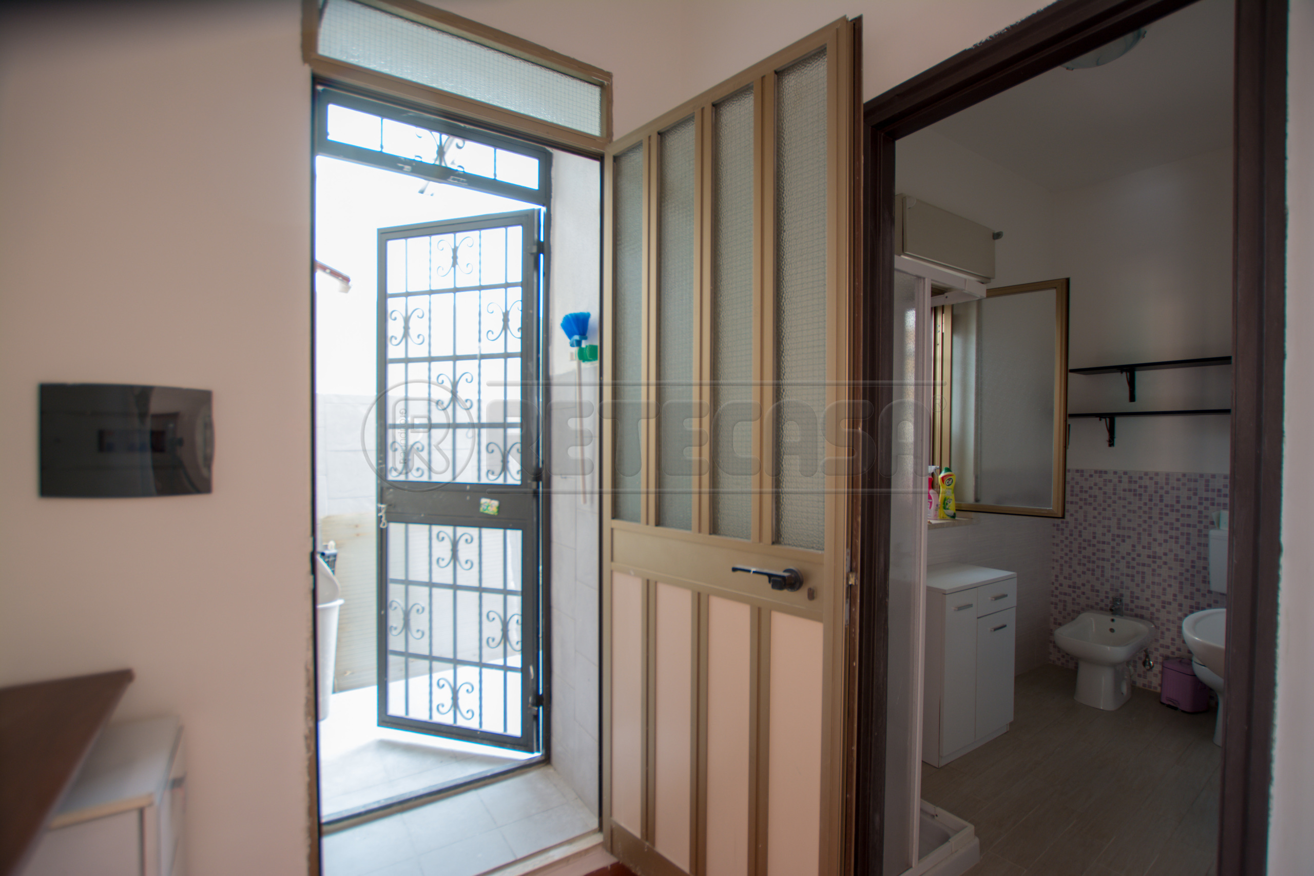 Immagine 10 di Casa indipendente in vendita  in Strada Comunale Per San Giovannello 40 a Messina