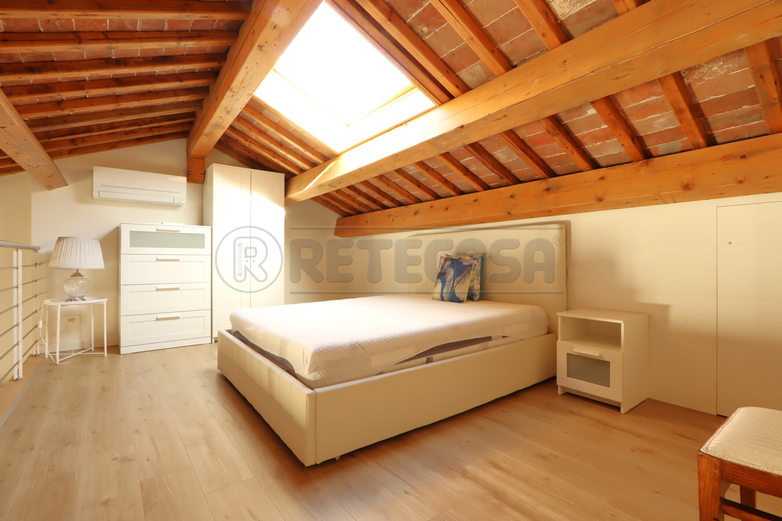 Immagine 32 di Attico in affitto  in Corso Antonio Fogazzaro 43 a Vicenza