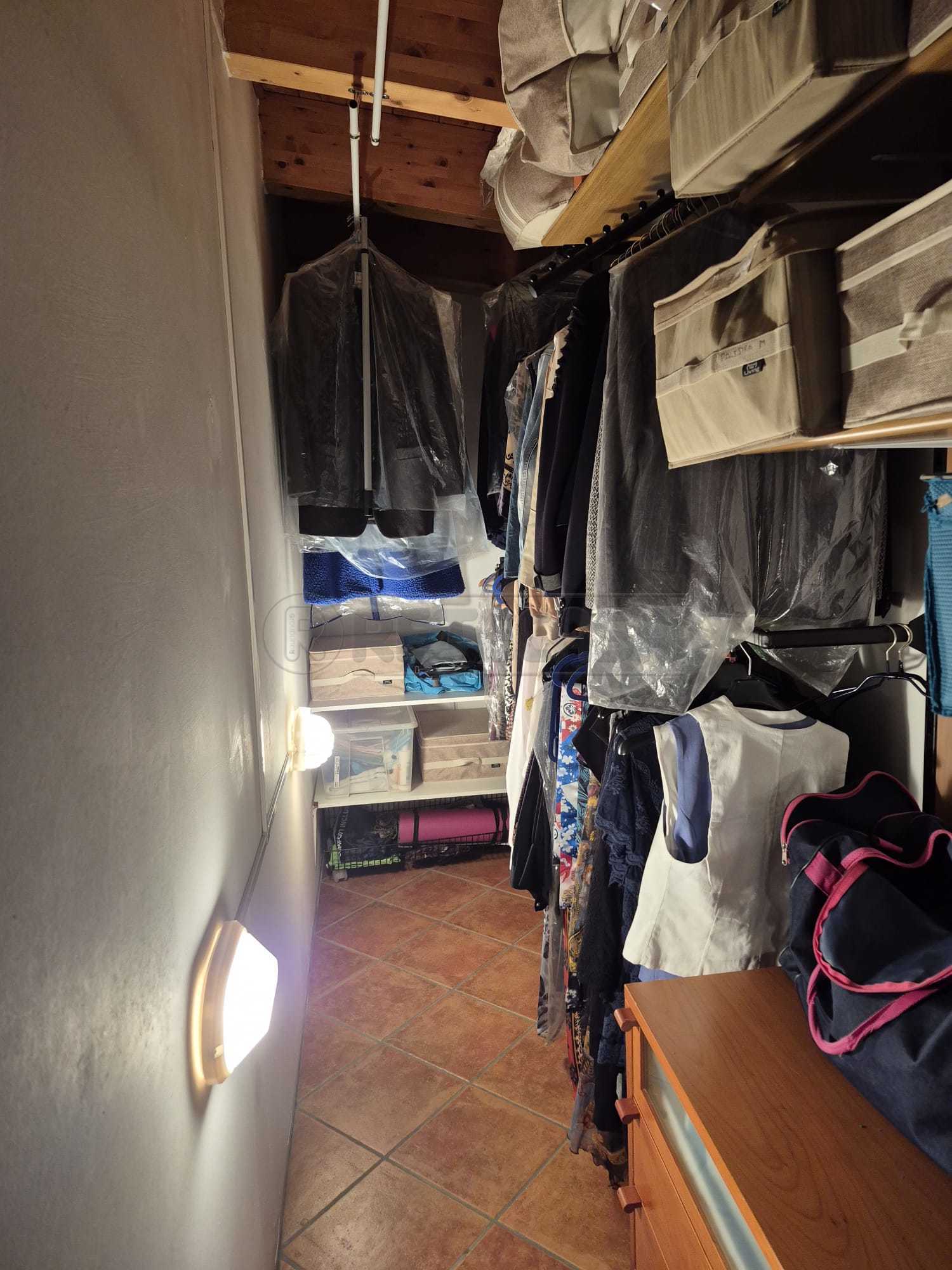 Immagine 12 di Bilocale in affitto  a Azzano San Paolo