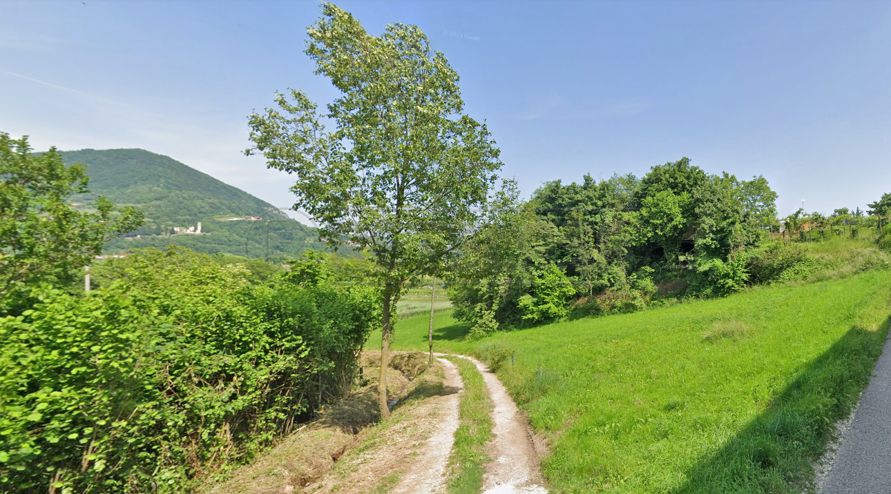 Immagine 4 di Terreno edificabile in vendita  in Via Caecchioli 66 a Cornedo Vicentino