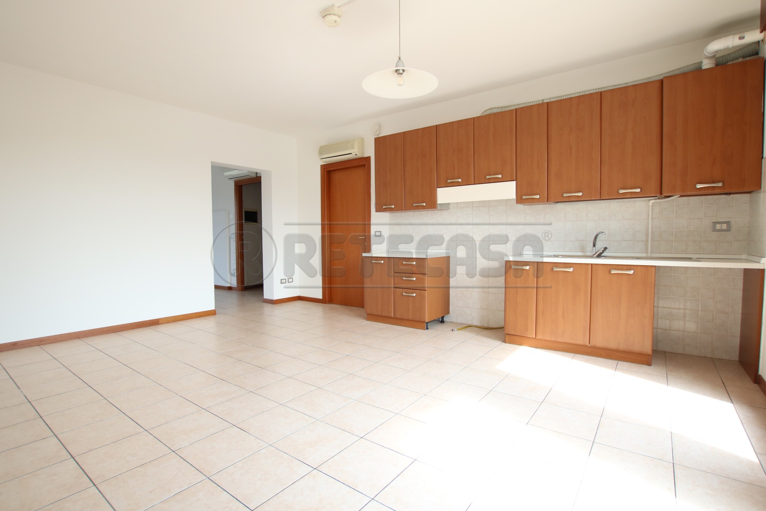 Immagine 3 di Bilocale in vendita  in Via Giovanni Falcone a Barbarano Mossano