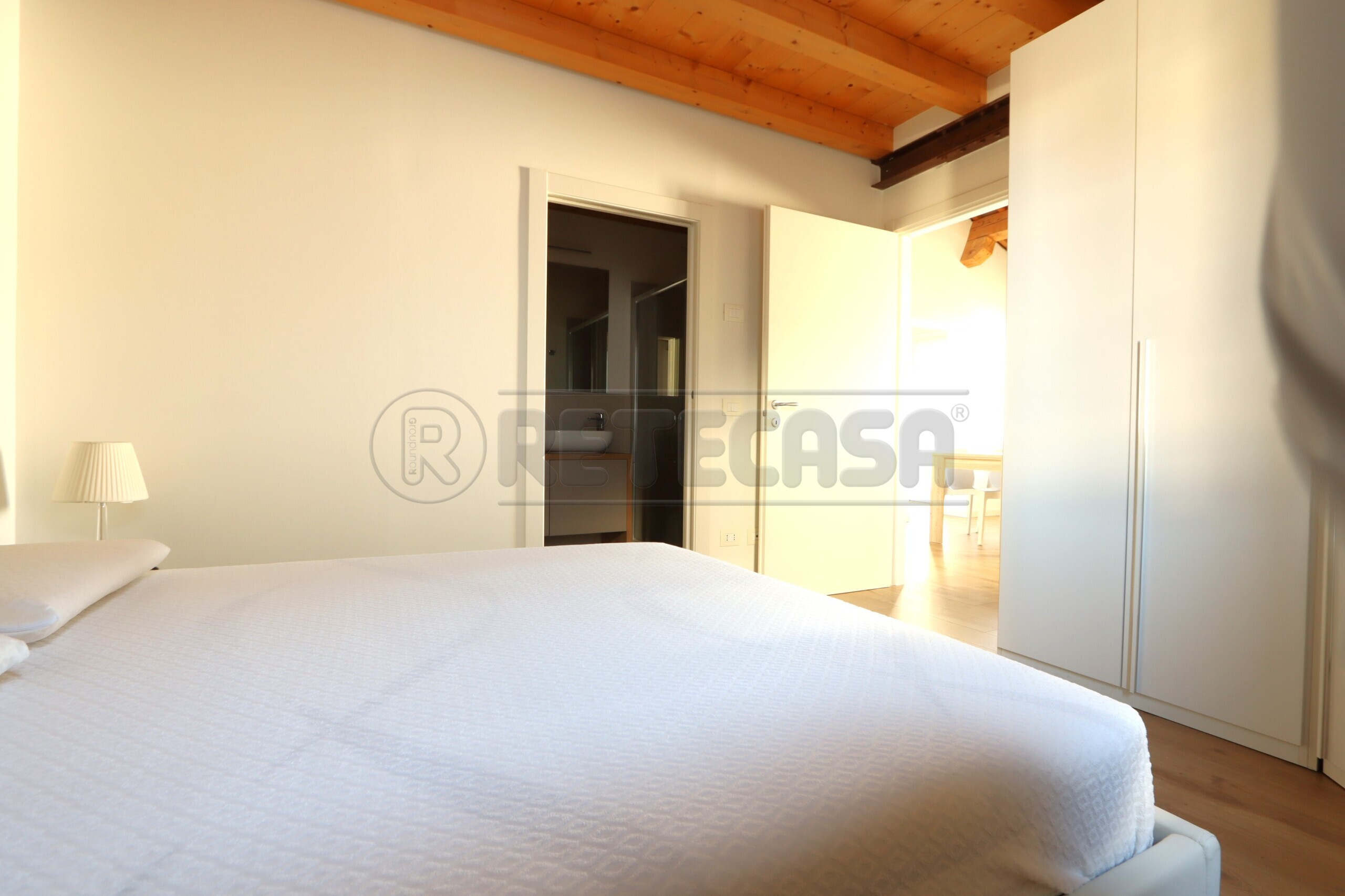 Immagine 16 di Attico in affitto  in Corso Antonio Fogazzaro 43 a Vicenza