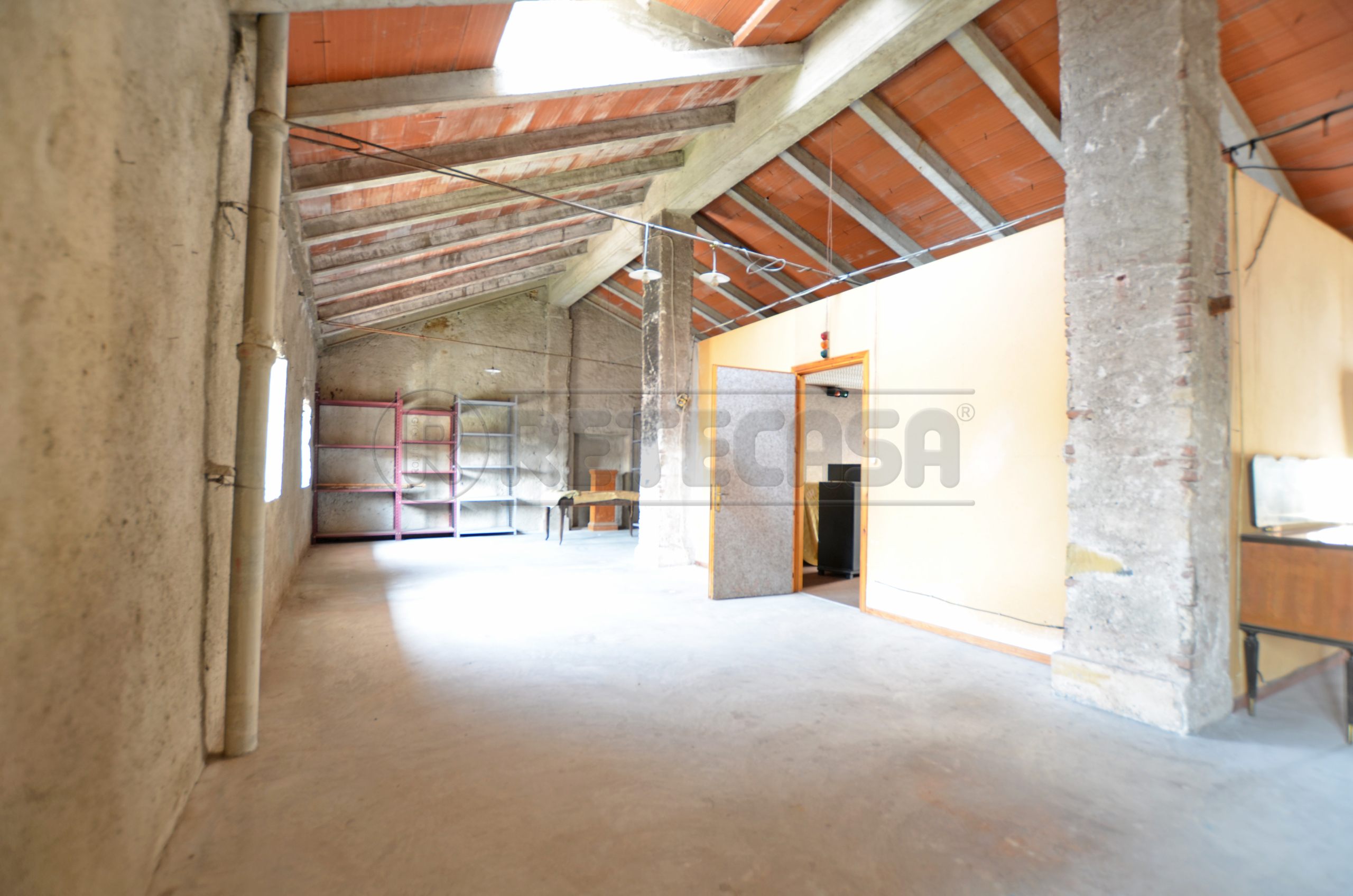 Immagine 12 di Casa semindipendente in vendita  in Via Foscola 5 a Castelgomberto