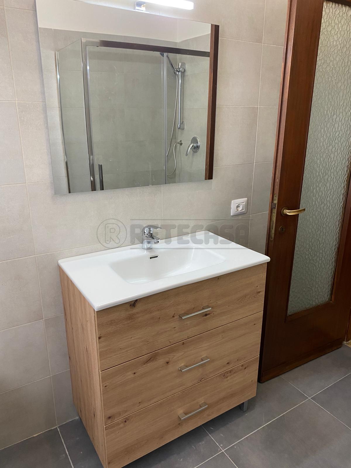 Immagine 19 di Bilocale in affitto  in Via Giovanni da Pedemuro a Vicenza