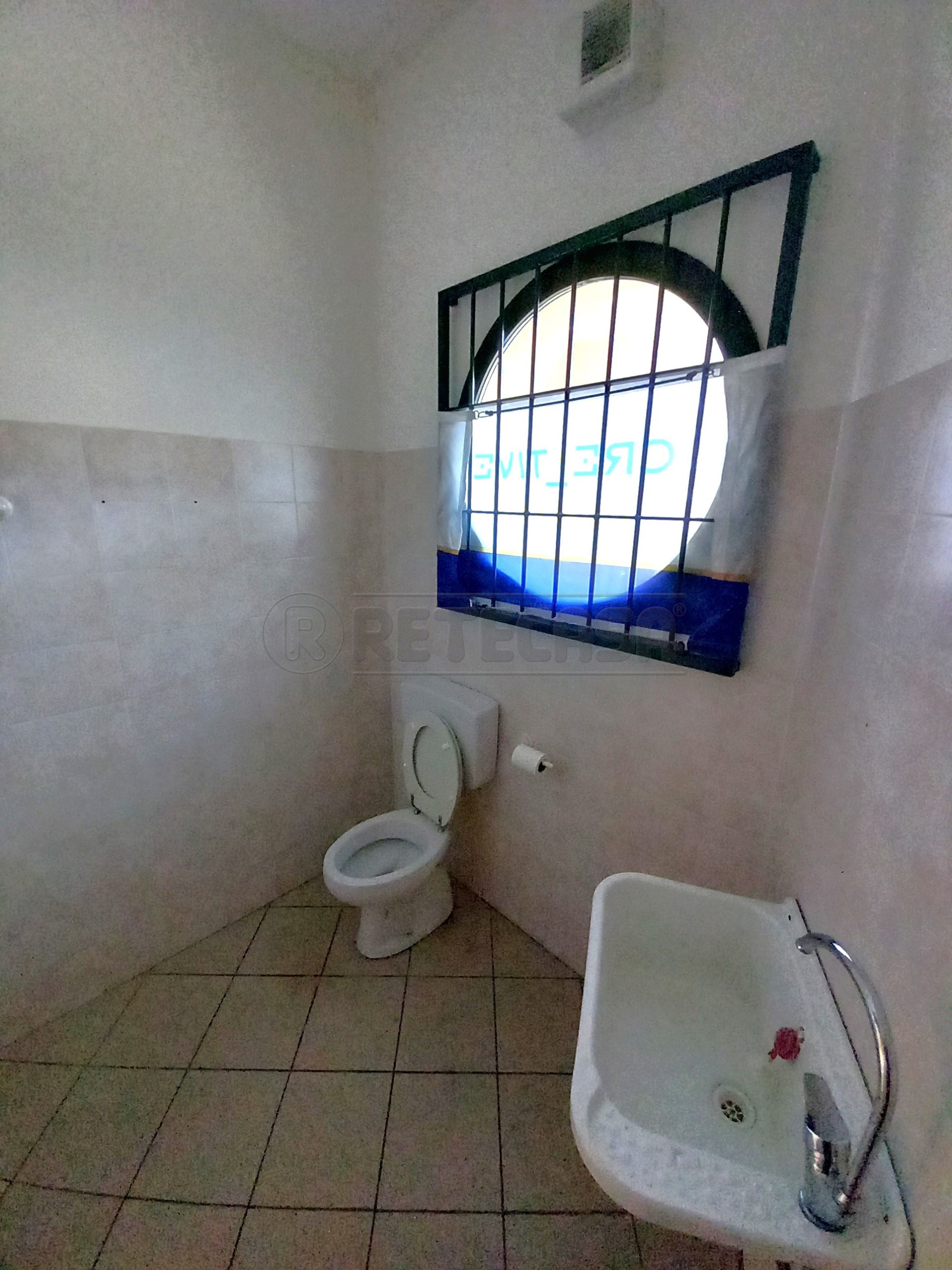 Immagine 10 di Locale commerciale in affitto  in Via A. Bembo 48 a Nanto